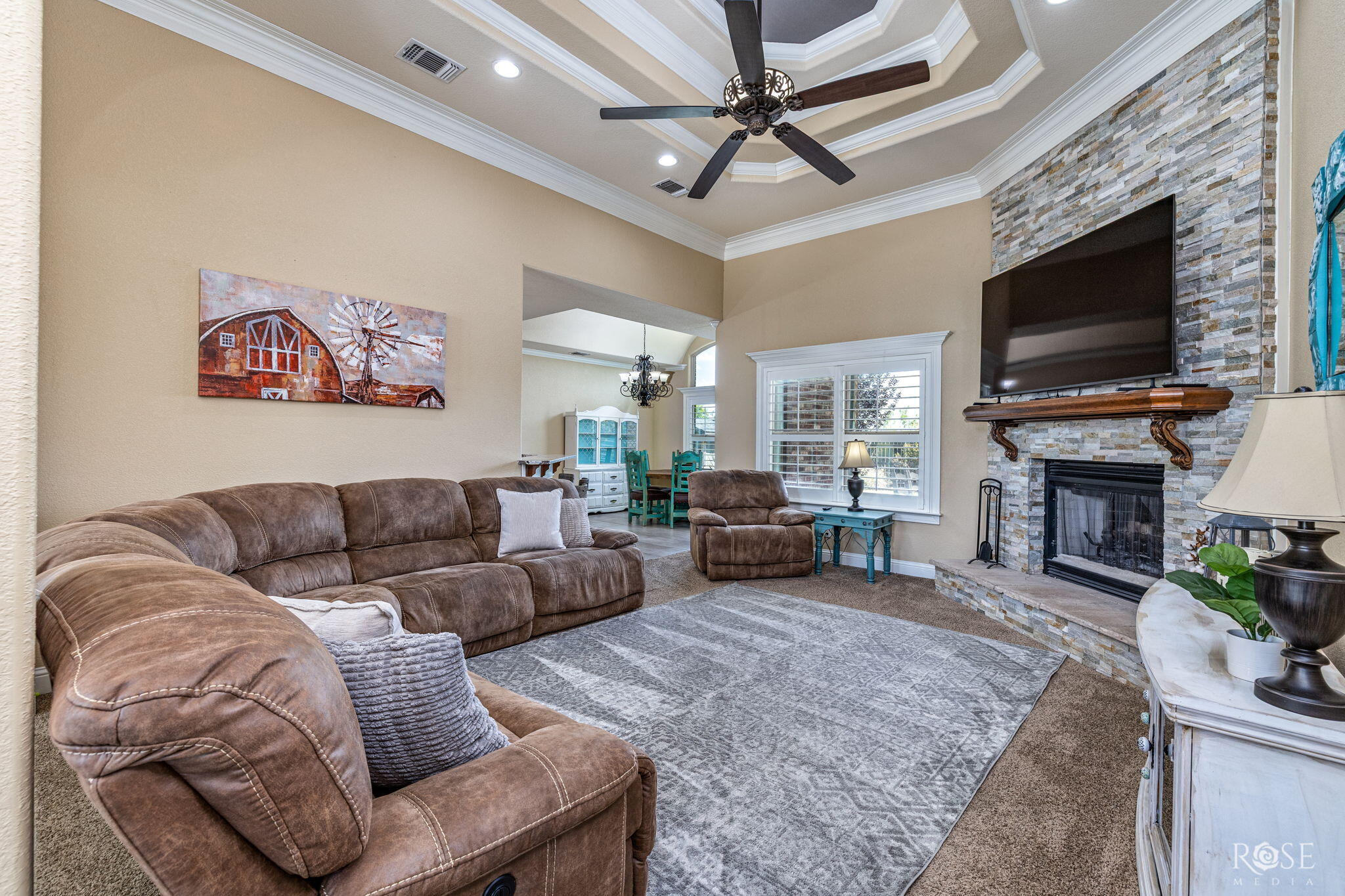 6114 Katie Lane Property Photo 4