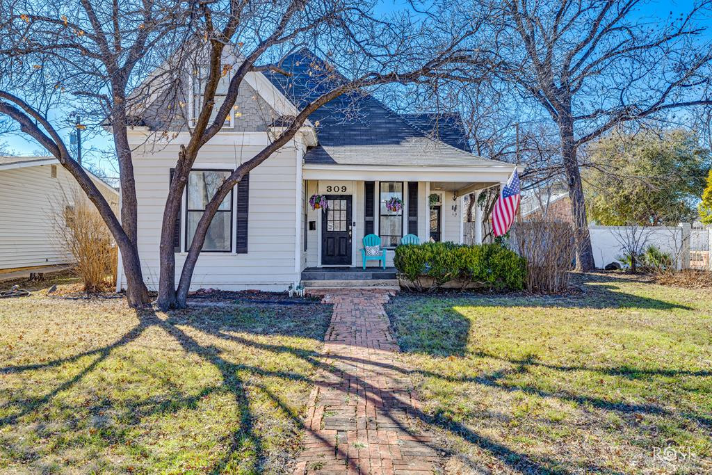 309 S Washington Street Property Photo 2