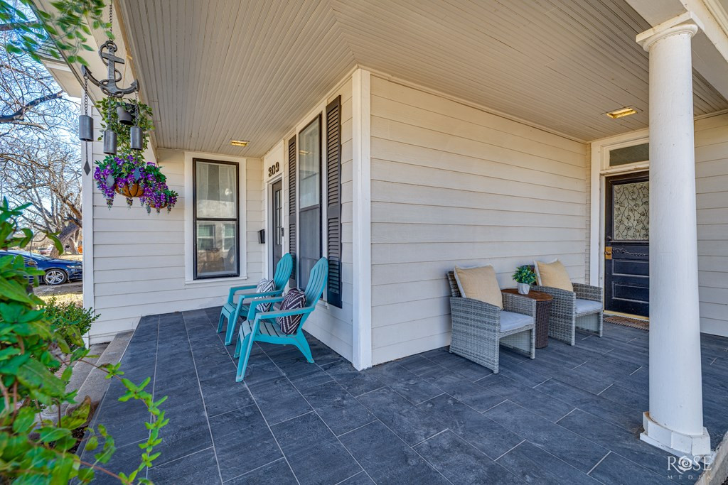 309 S Washington Street Property Photo 5