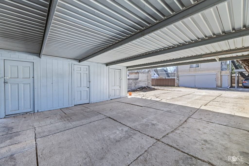309 S Washington Street Property Photo 35