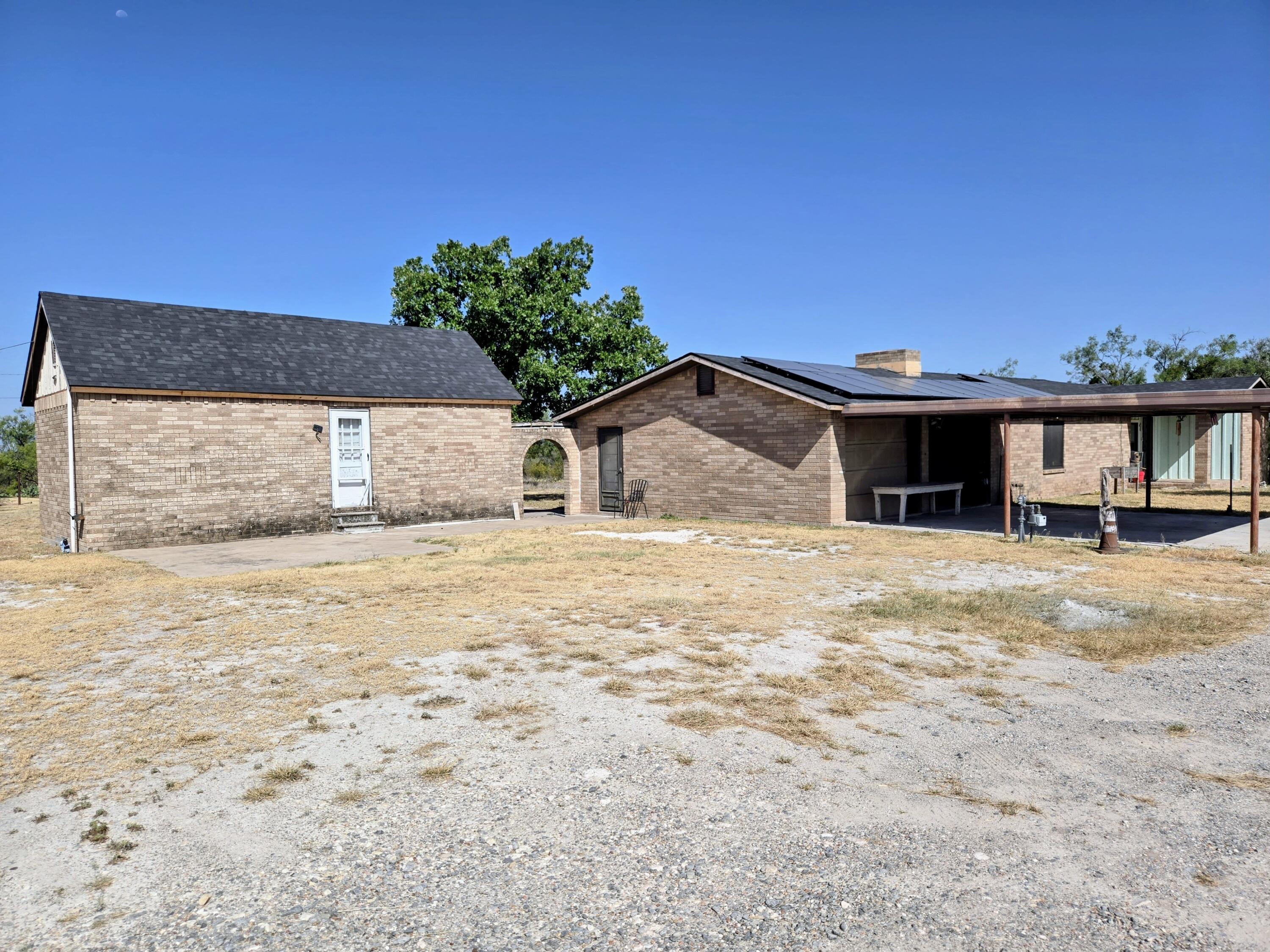 1111 Mccall Street Property Photo 1