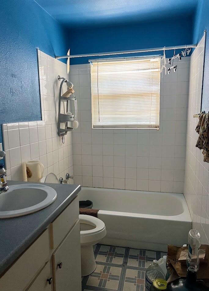 2407 Freeland Avenue Property Photo 8