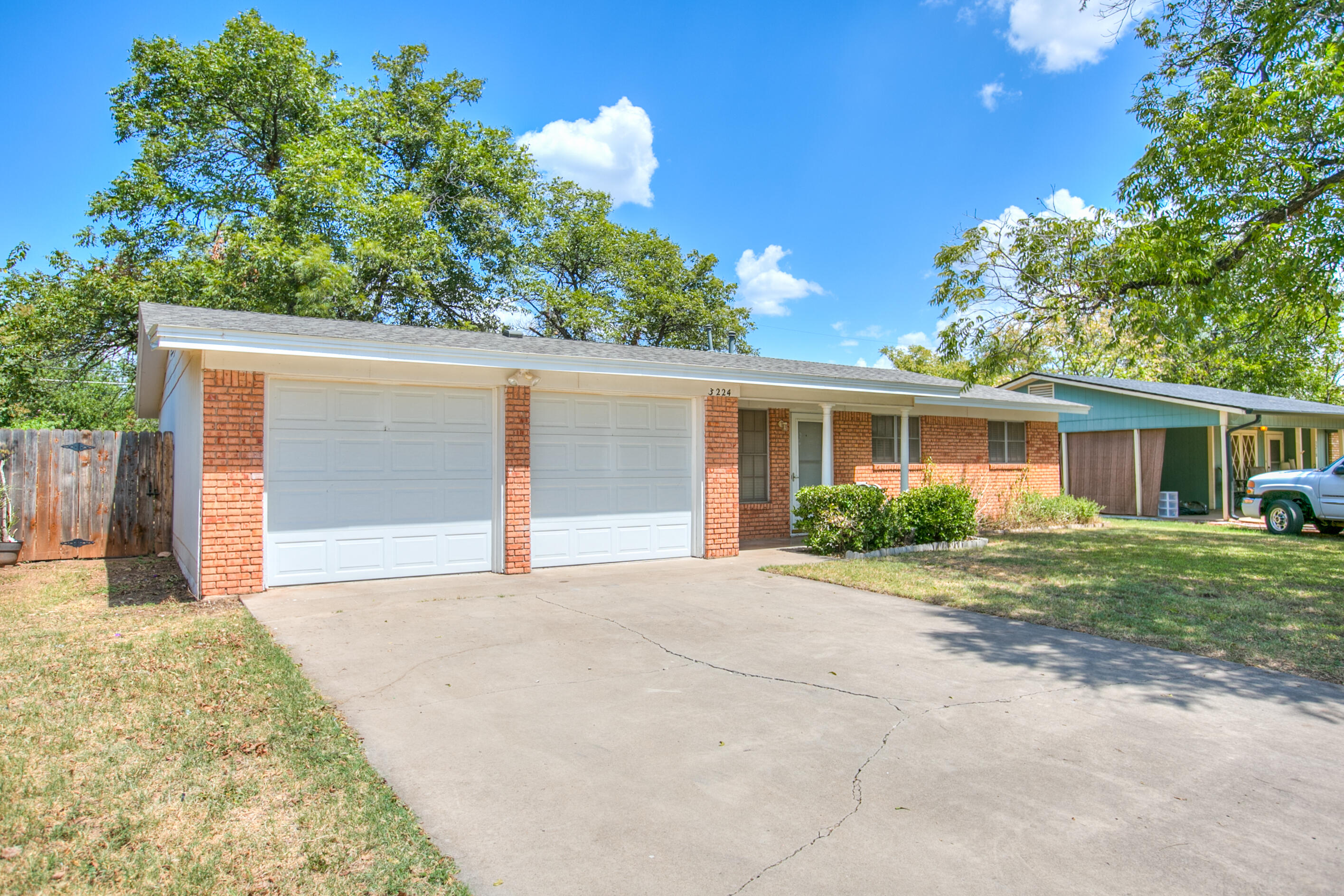 3224 Sac Avenue Property Photo 4
