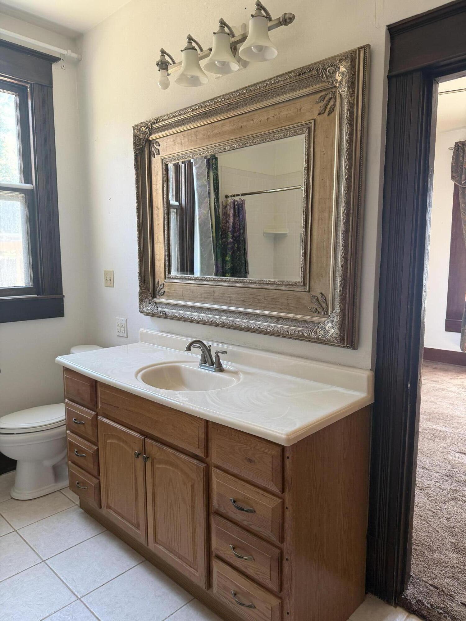 425 N Washington Street Property Photo 17