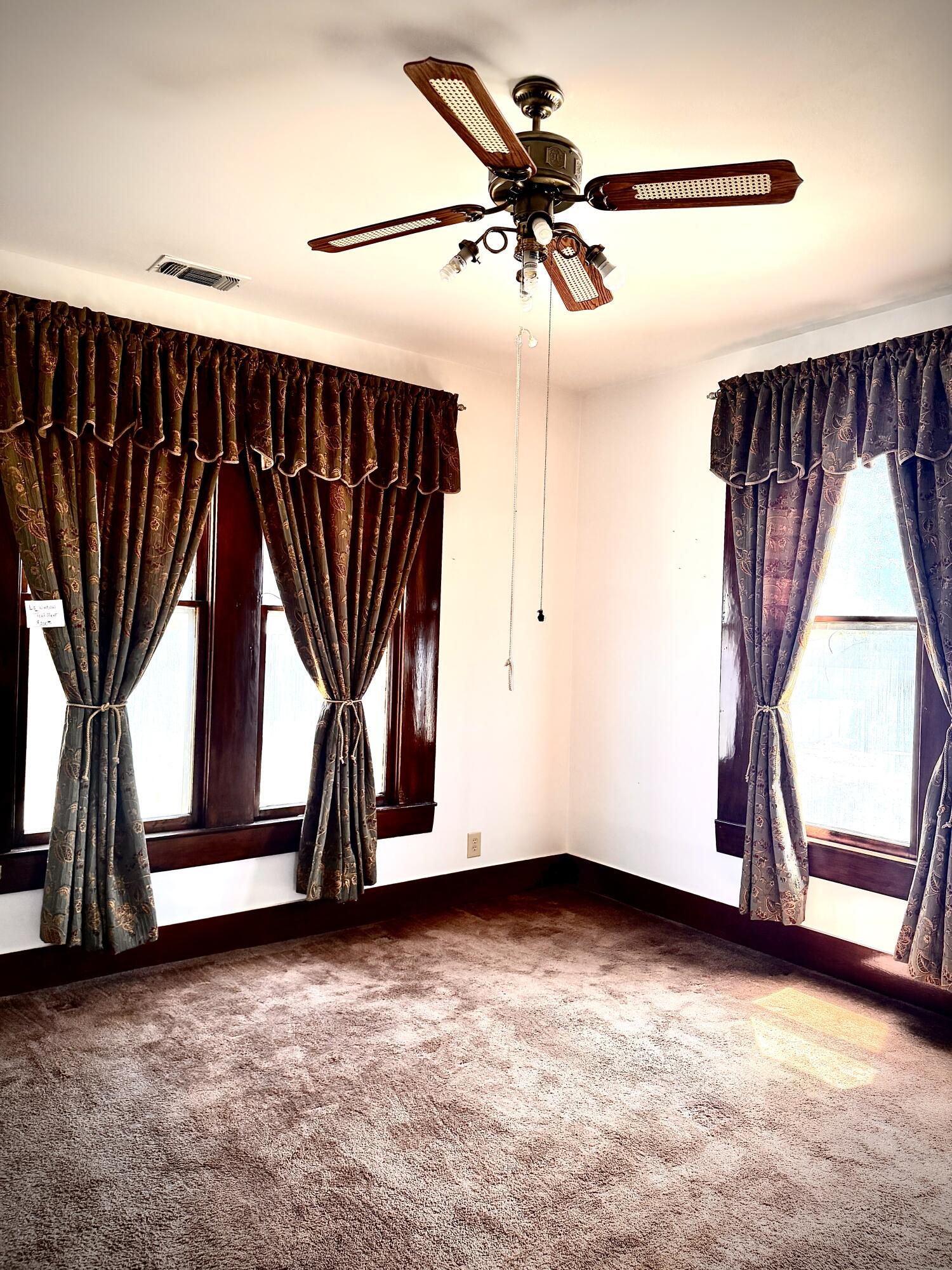 425 N Washington Street Property Photo 20