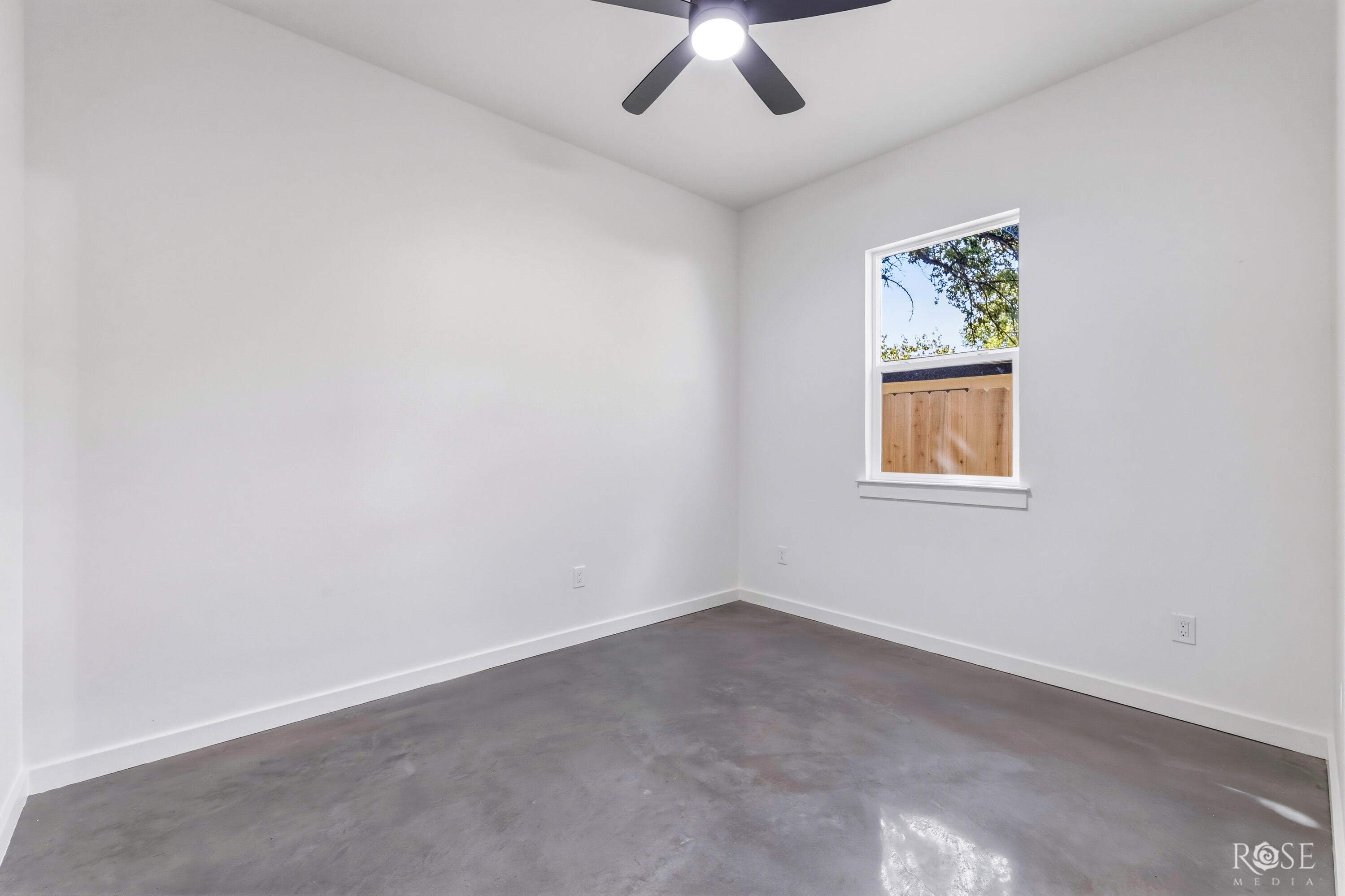505 W Avenue V Property Photo 22