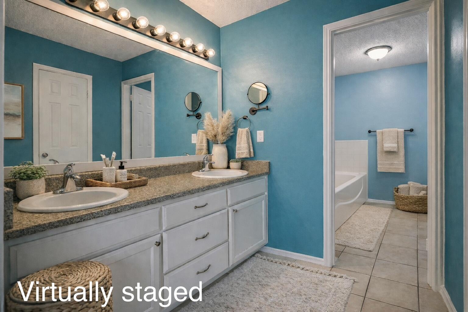 4929 Royal Oak Drive Property Photo 24
