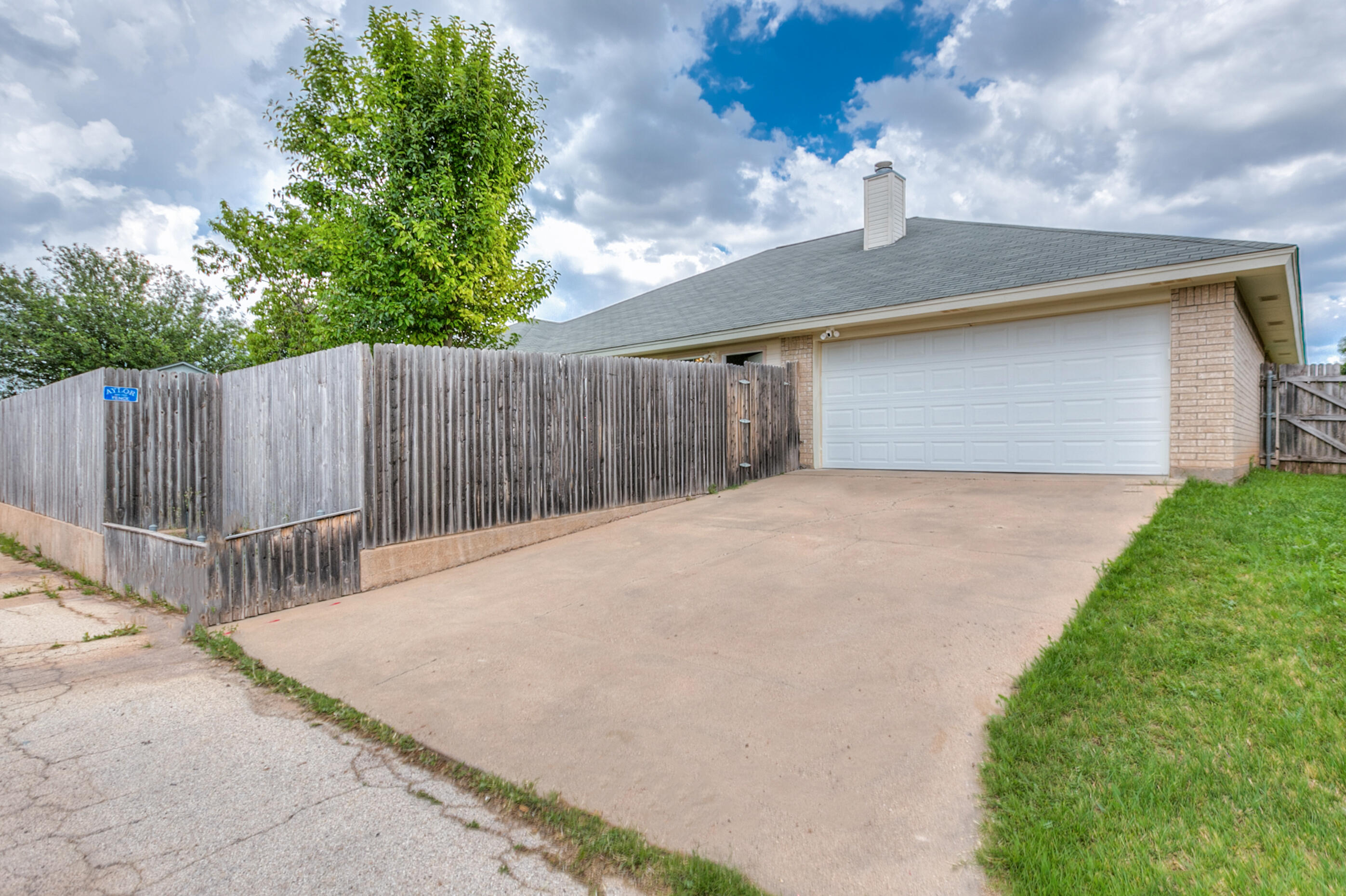 4929 Royal Oak Drive Property Photo 40