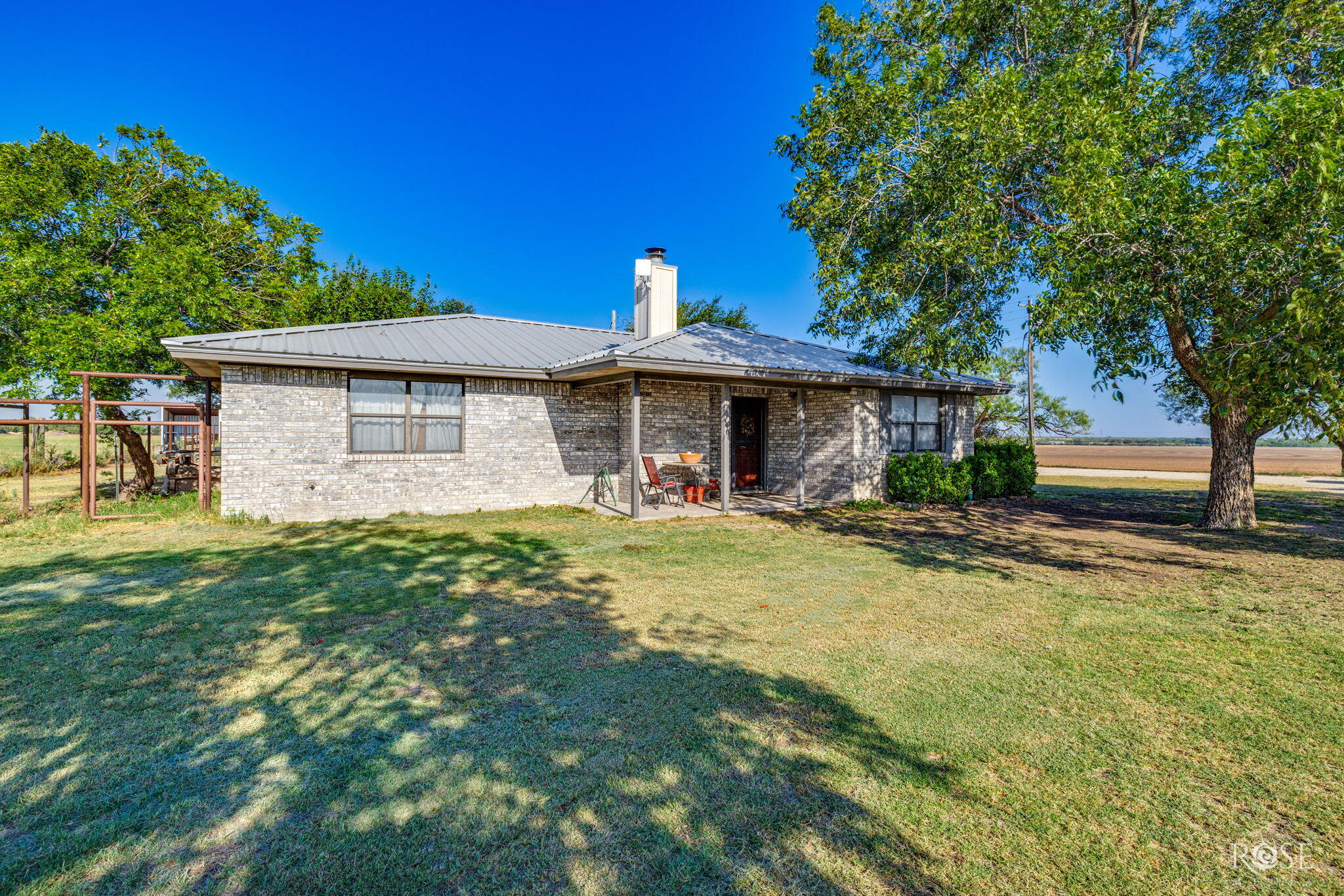 5601 Mullins Crossing Road Property Photo 1