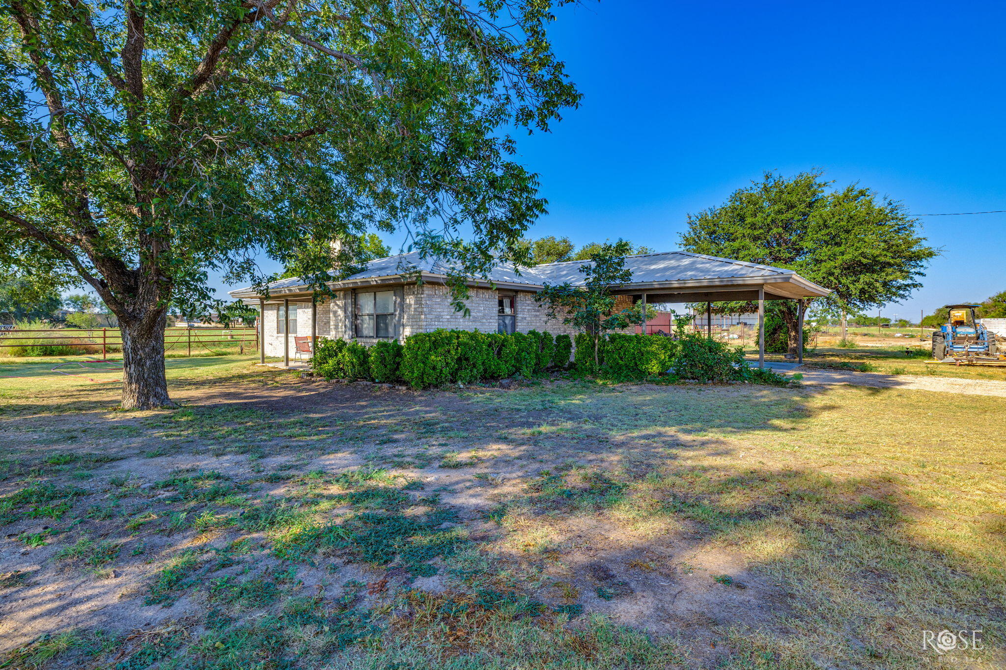 5601 Mullins Crossing Road Property Photo 3