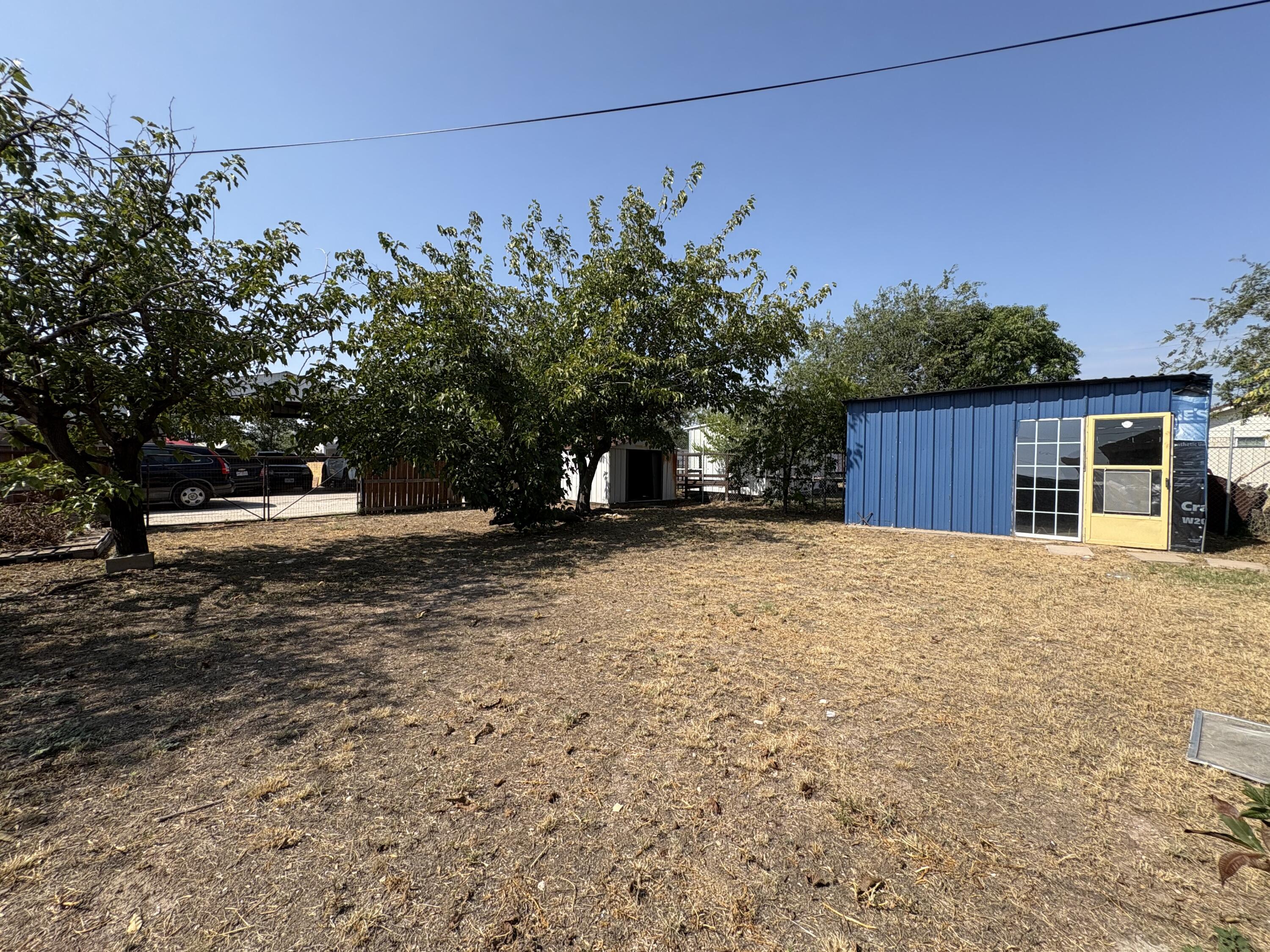 723 Hughes Street Property Photo 14