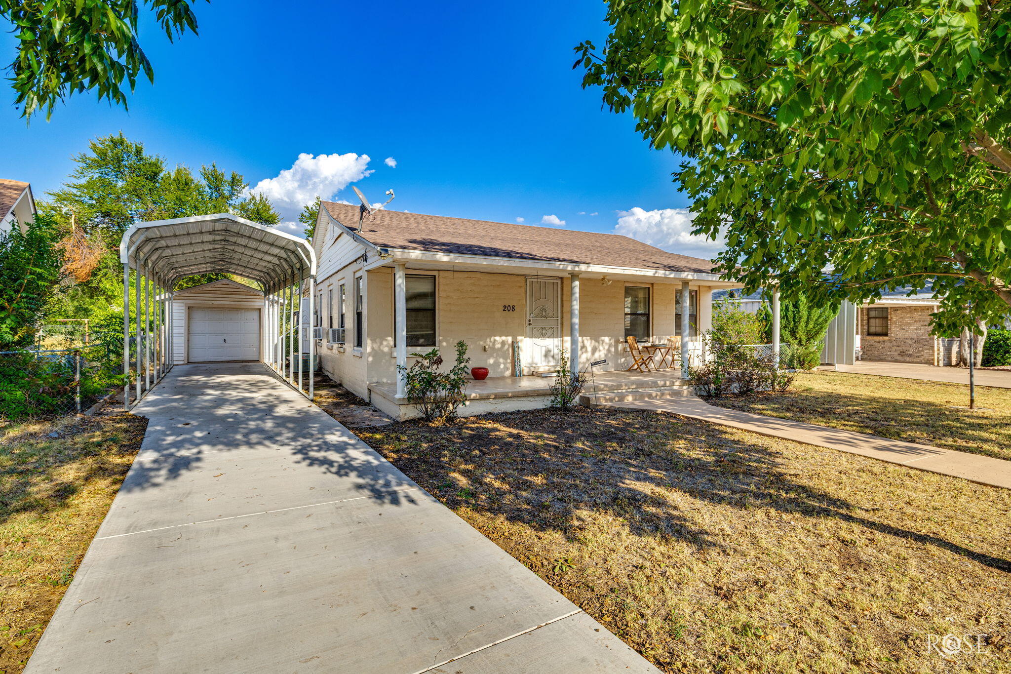 208 Lipan Drive Property Photo 1