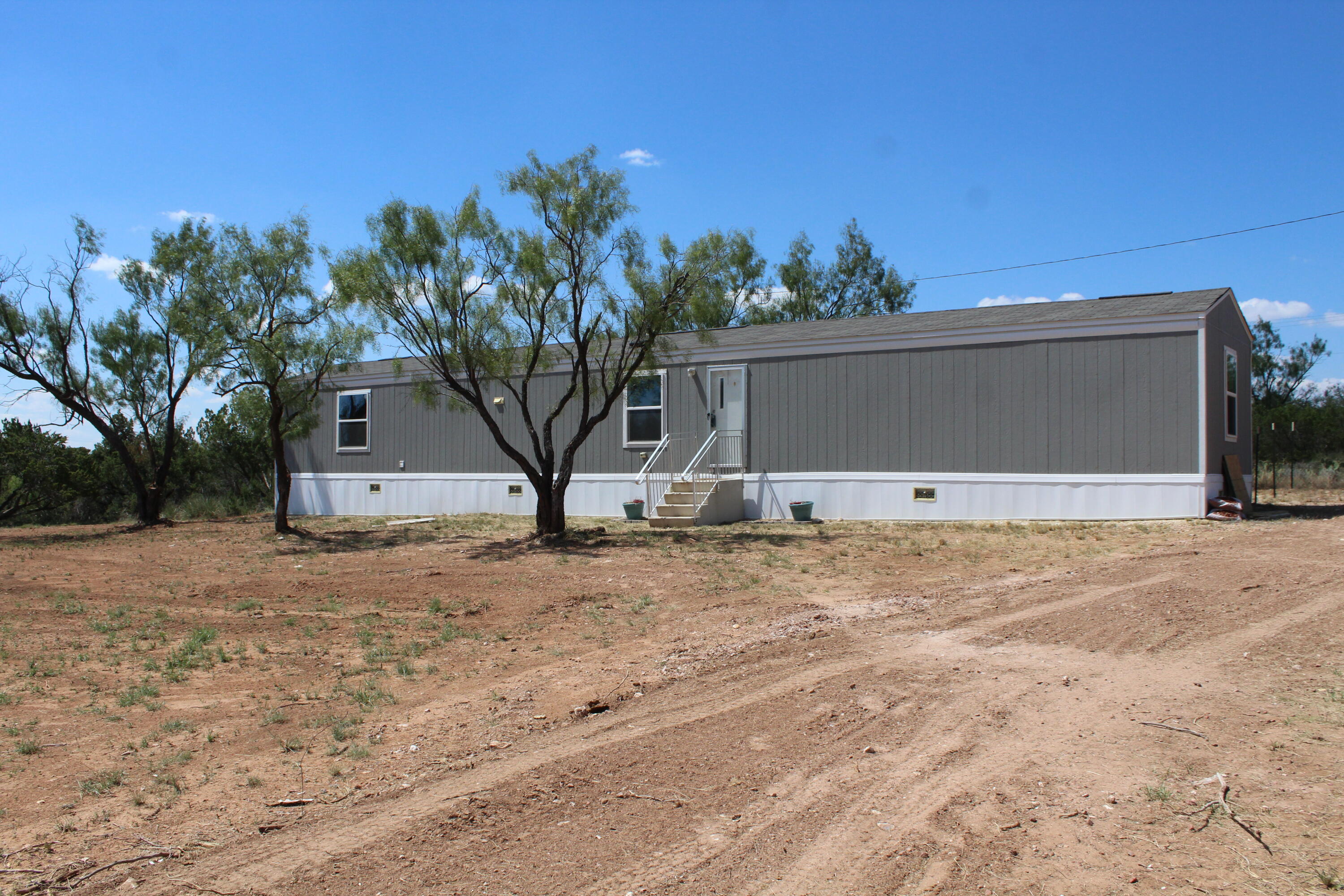 317 Chestnut Lane Property Photo 4
