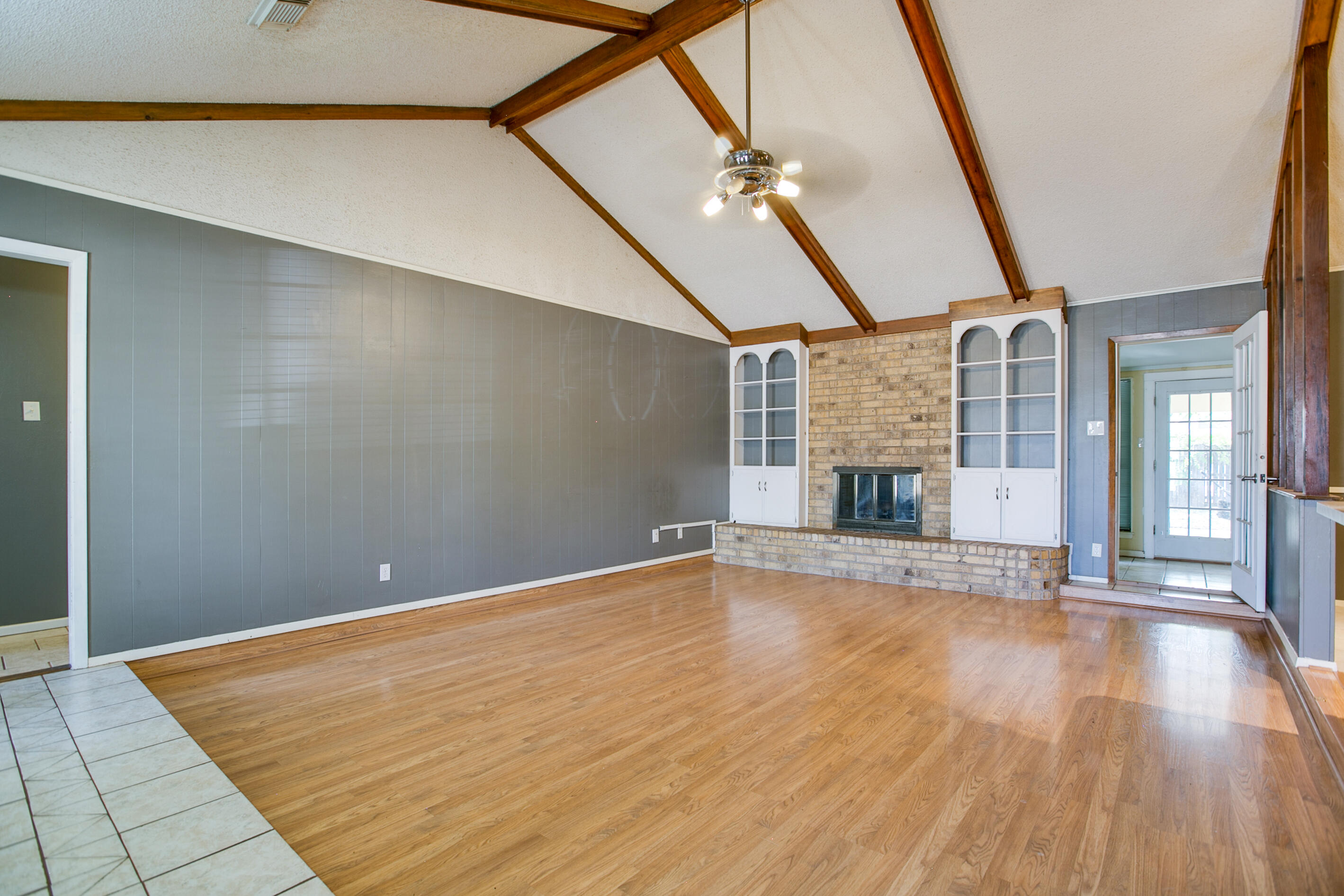 3101 Timber Ridge Drive Property Photo 6
