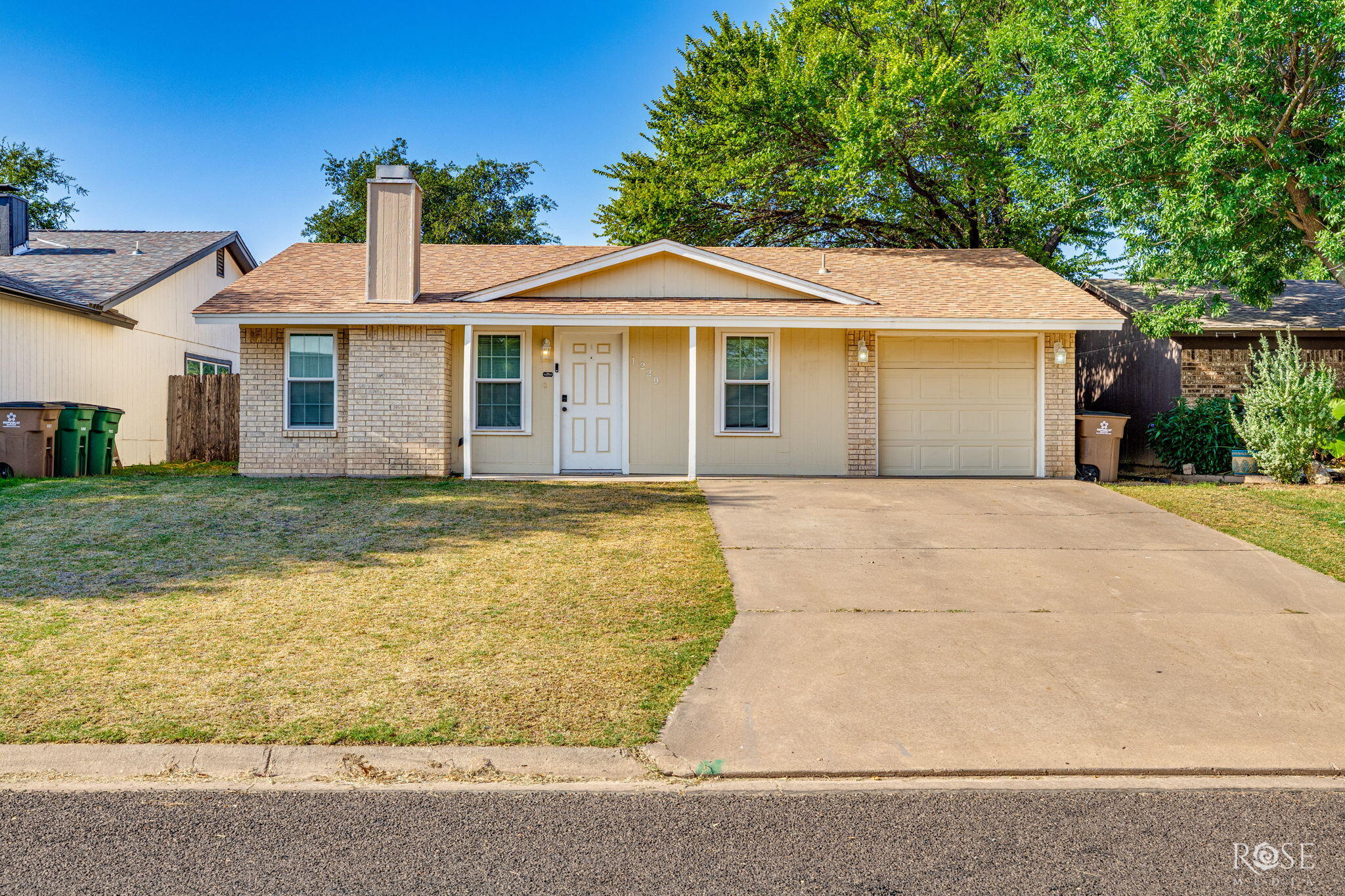 1229 Tres Rios Drive