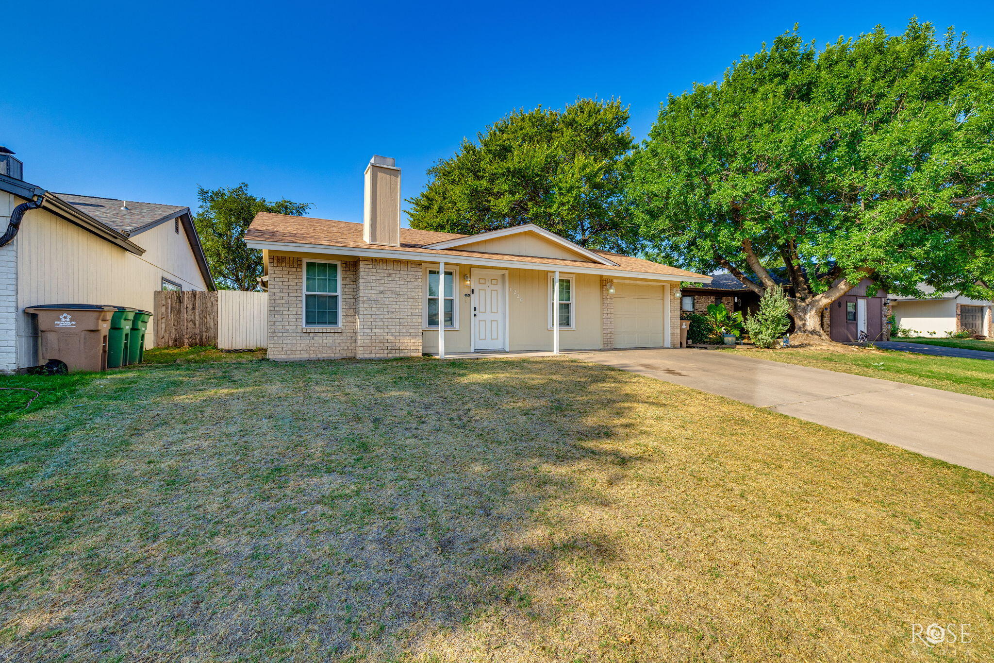 1229 Tres Rios Drive Property Photo 3