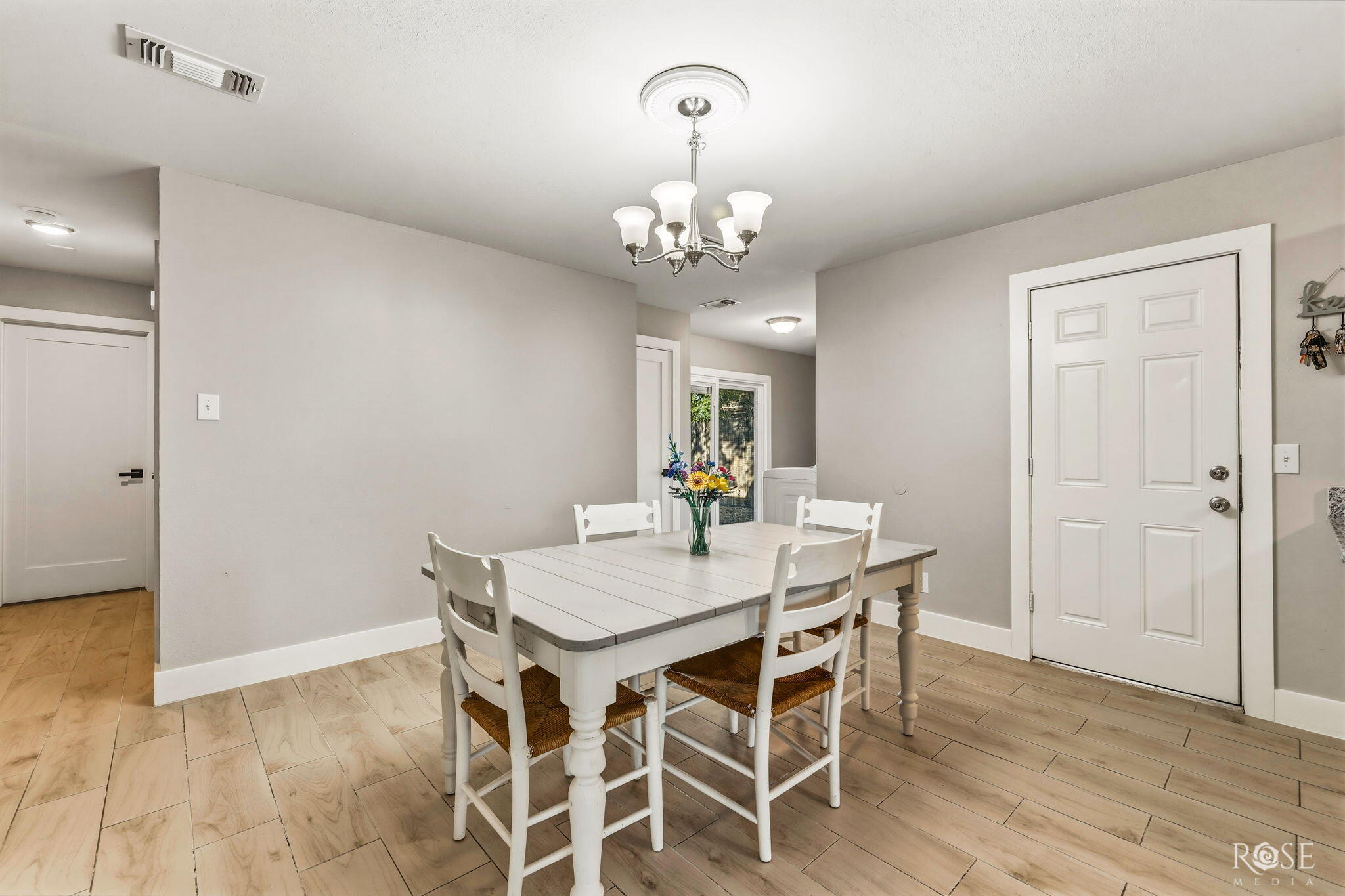 1229 Tres Rios Drive Property Photo 8