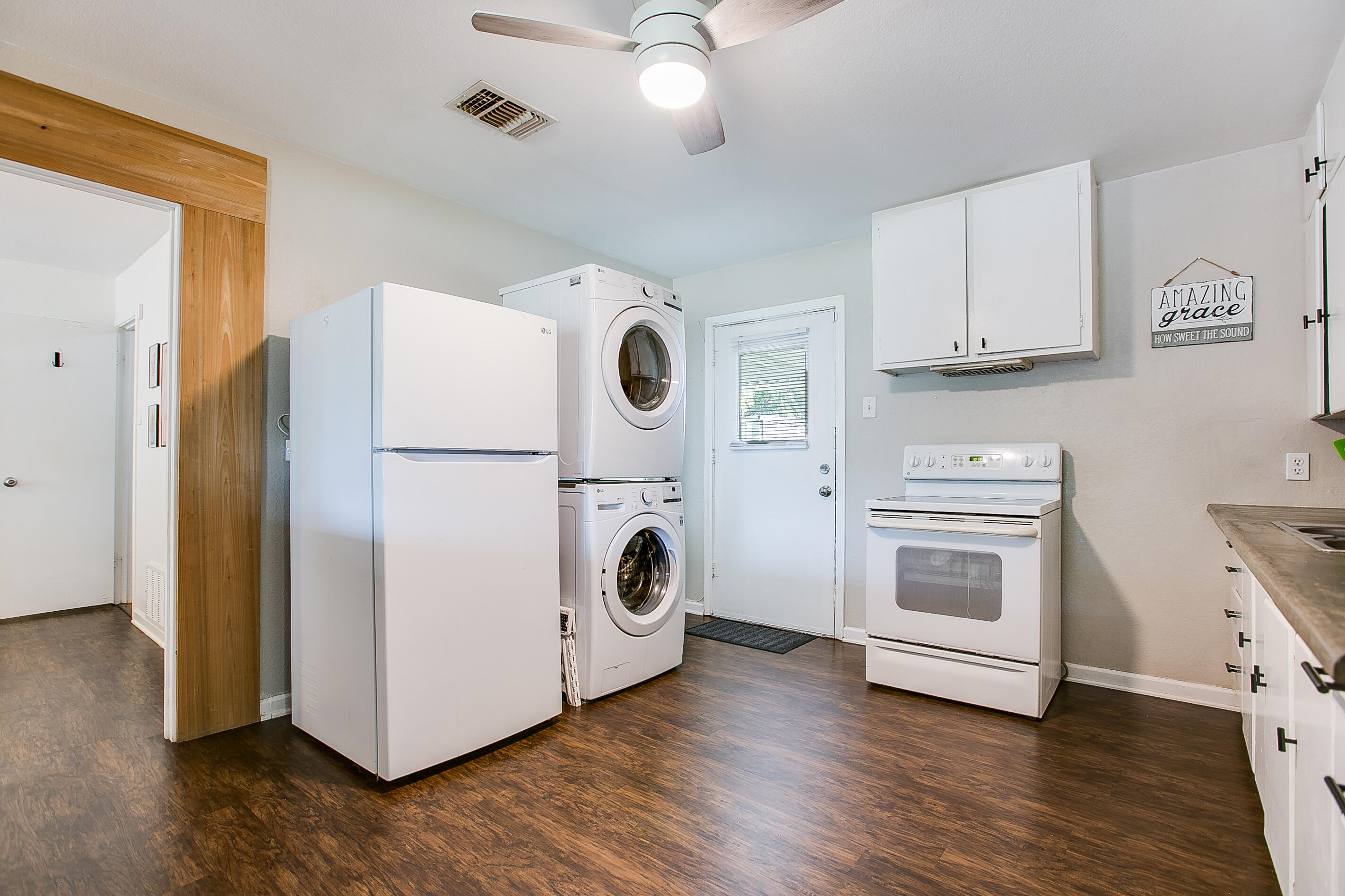 2646 W Harris Avenue Property Photo 7