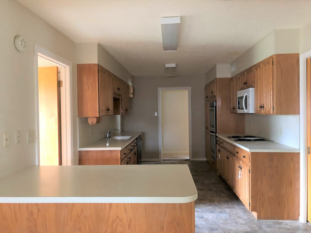 2213 Delker Drive Property Photo 7