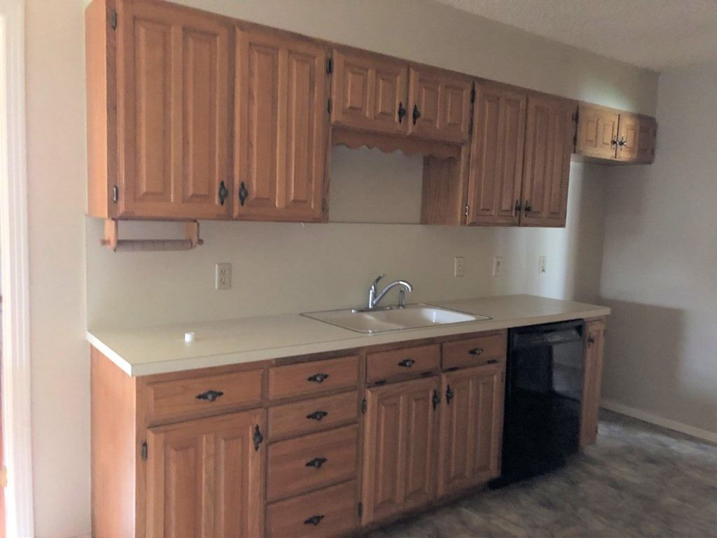 2213 Delker Drive Property Photo 9