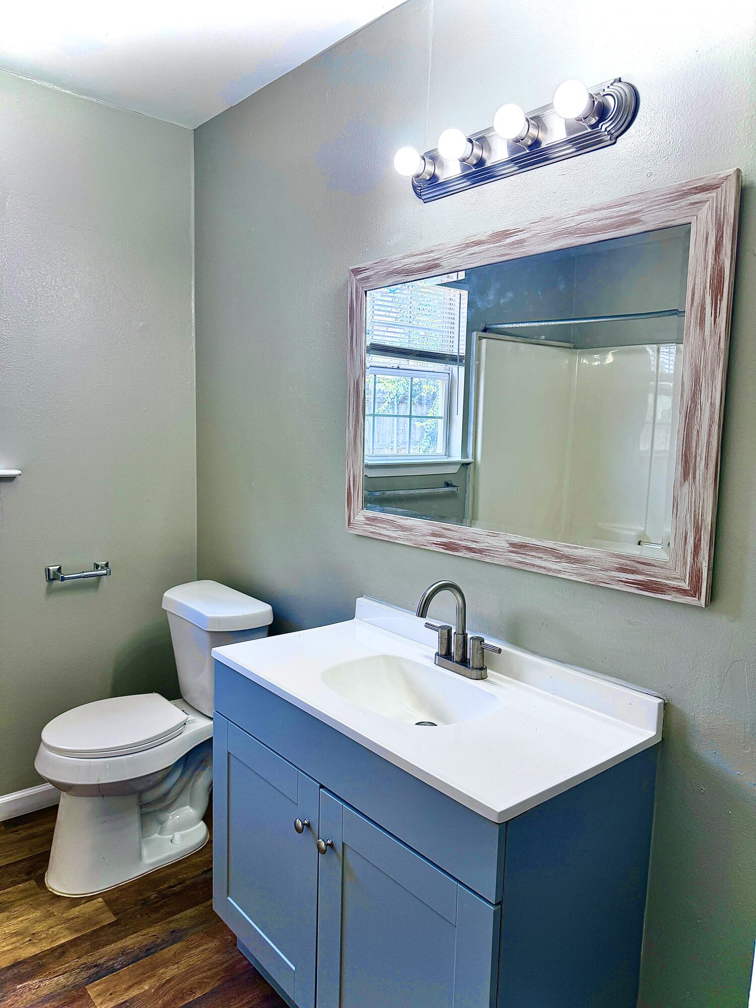 2117 Woodlawn Drive Property Photo 16