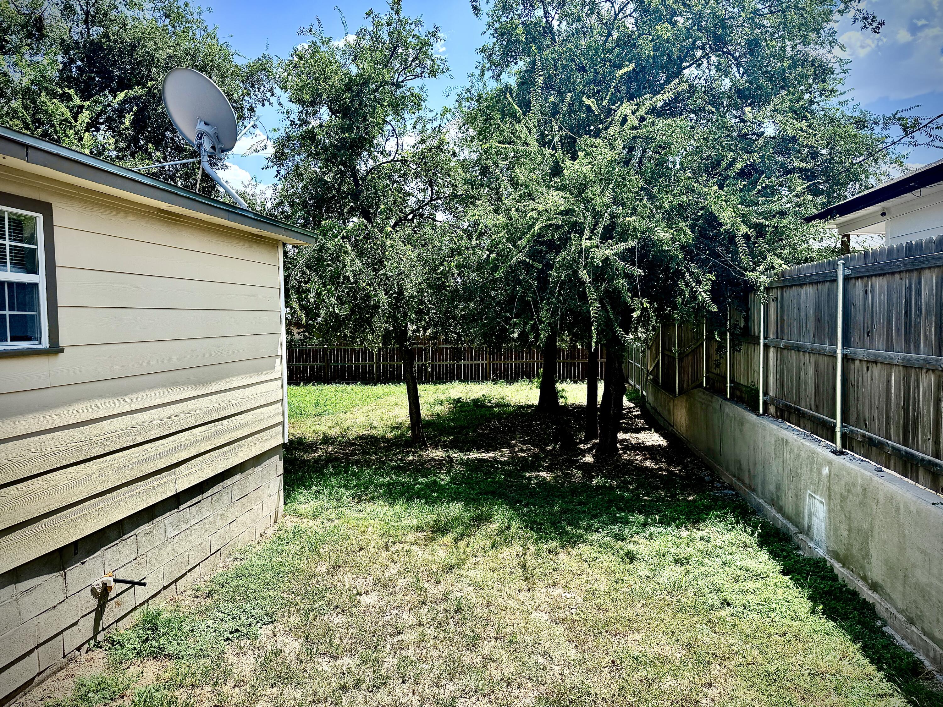 2117 Woodlawn Drive Property Photo 20