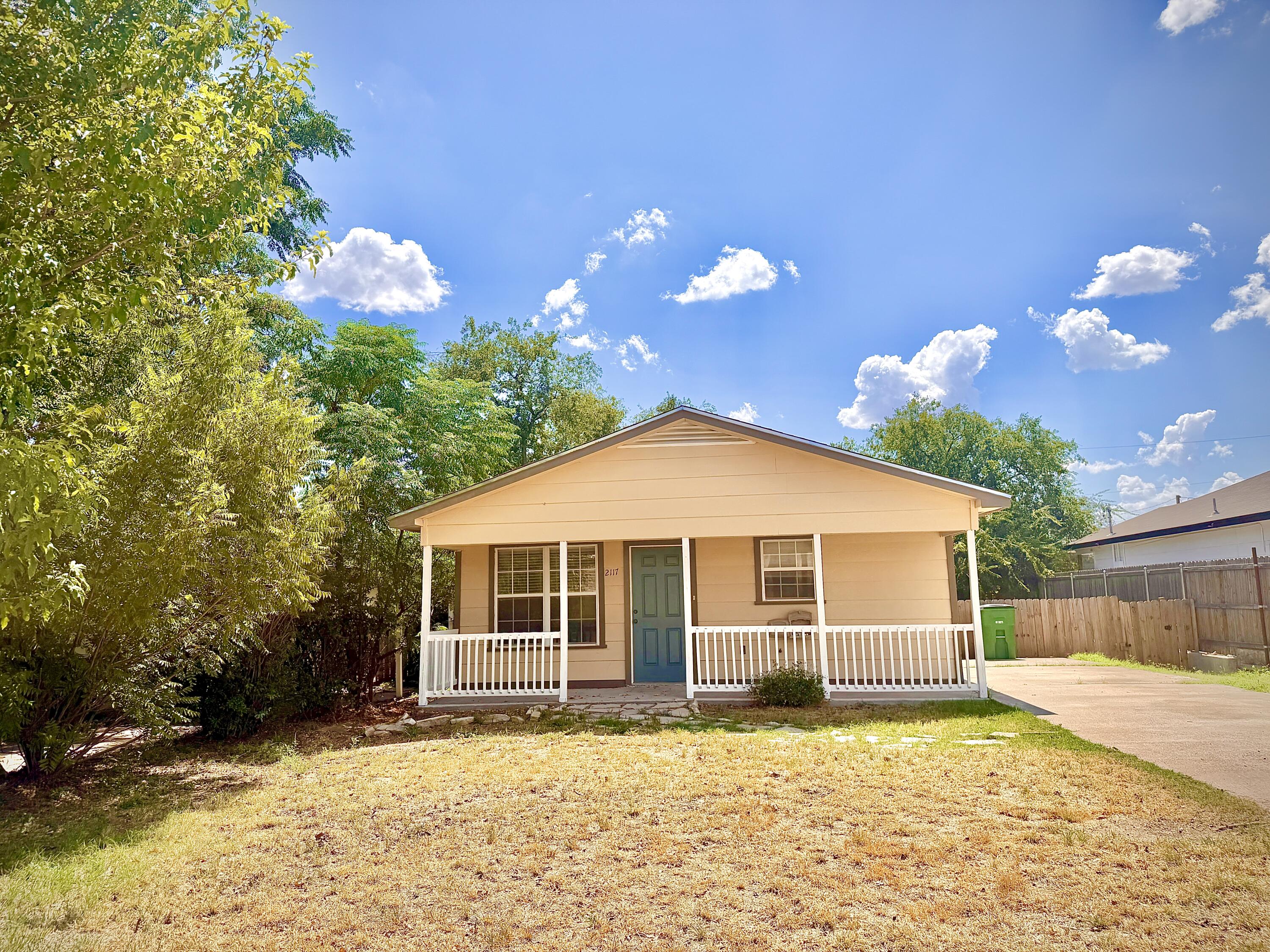 2117 Woodlawn Drive Property Photo 21