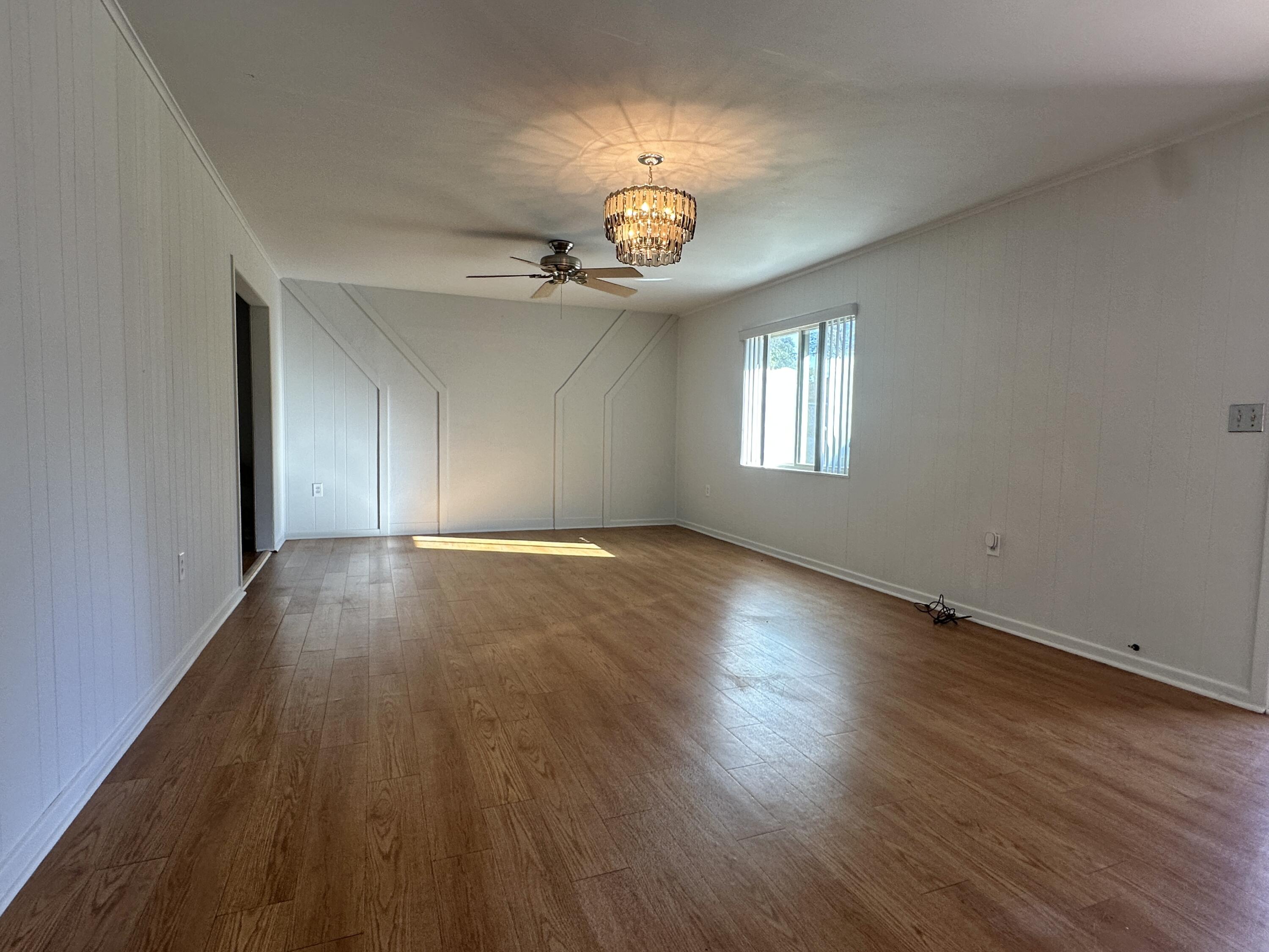 713 W Blanchard Street Property Photo 2