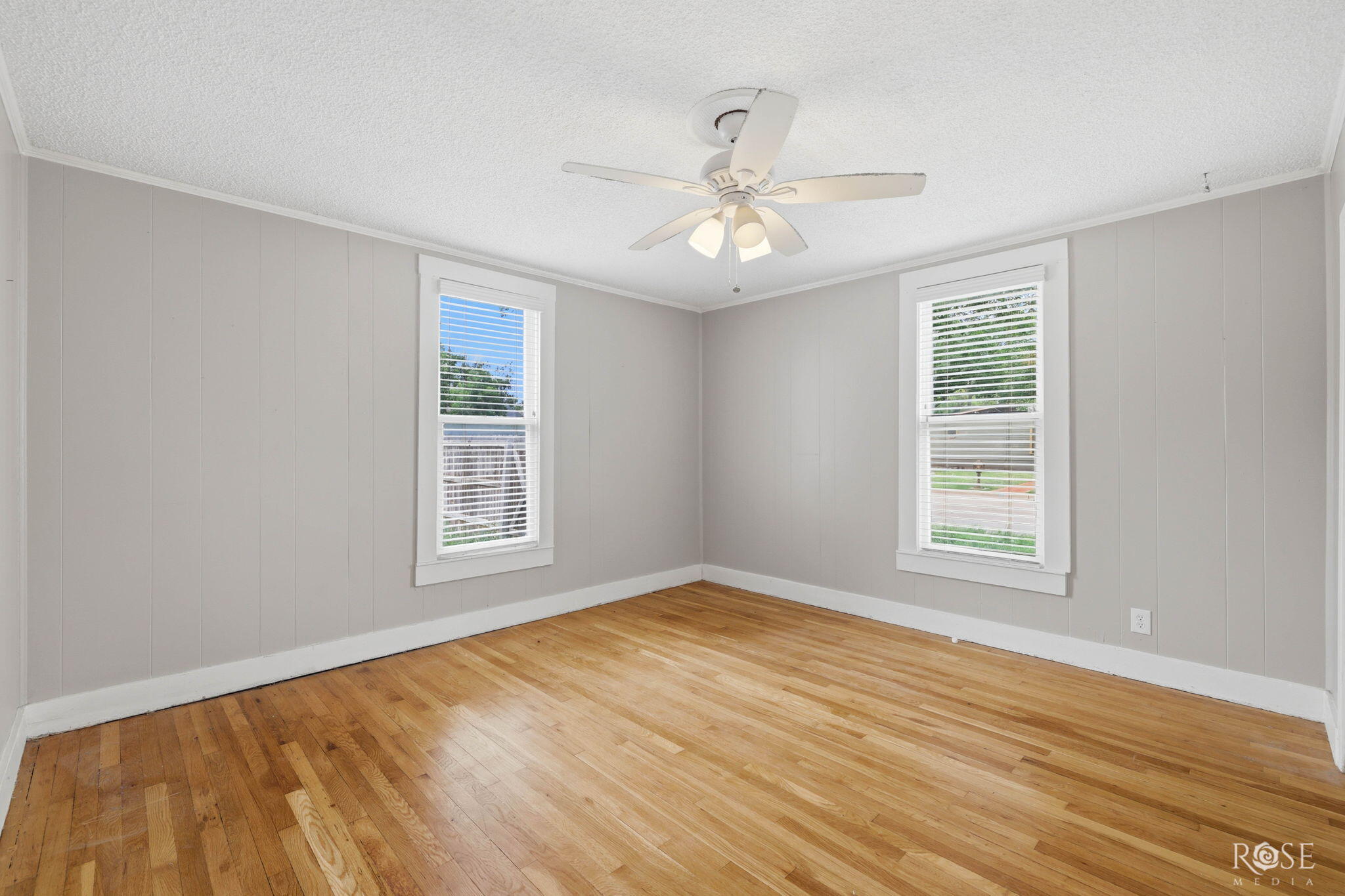 1302 S David Street Property Photo 23