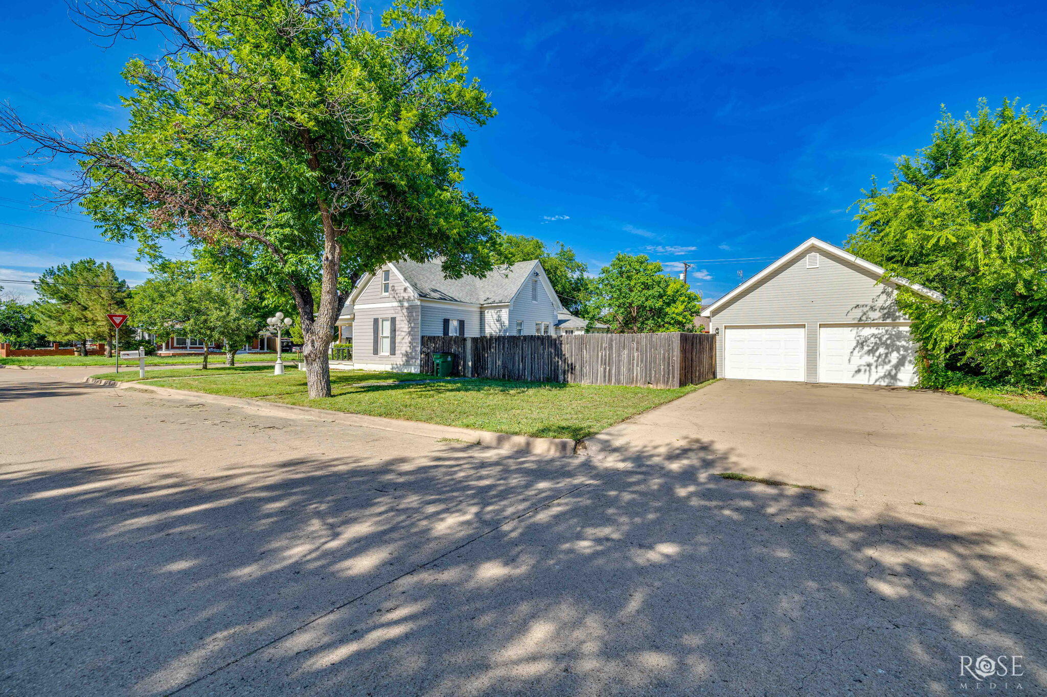 1302 S David Street Property Photo 26