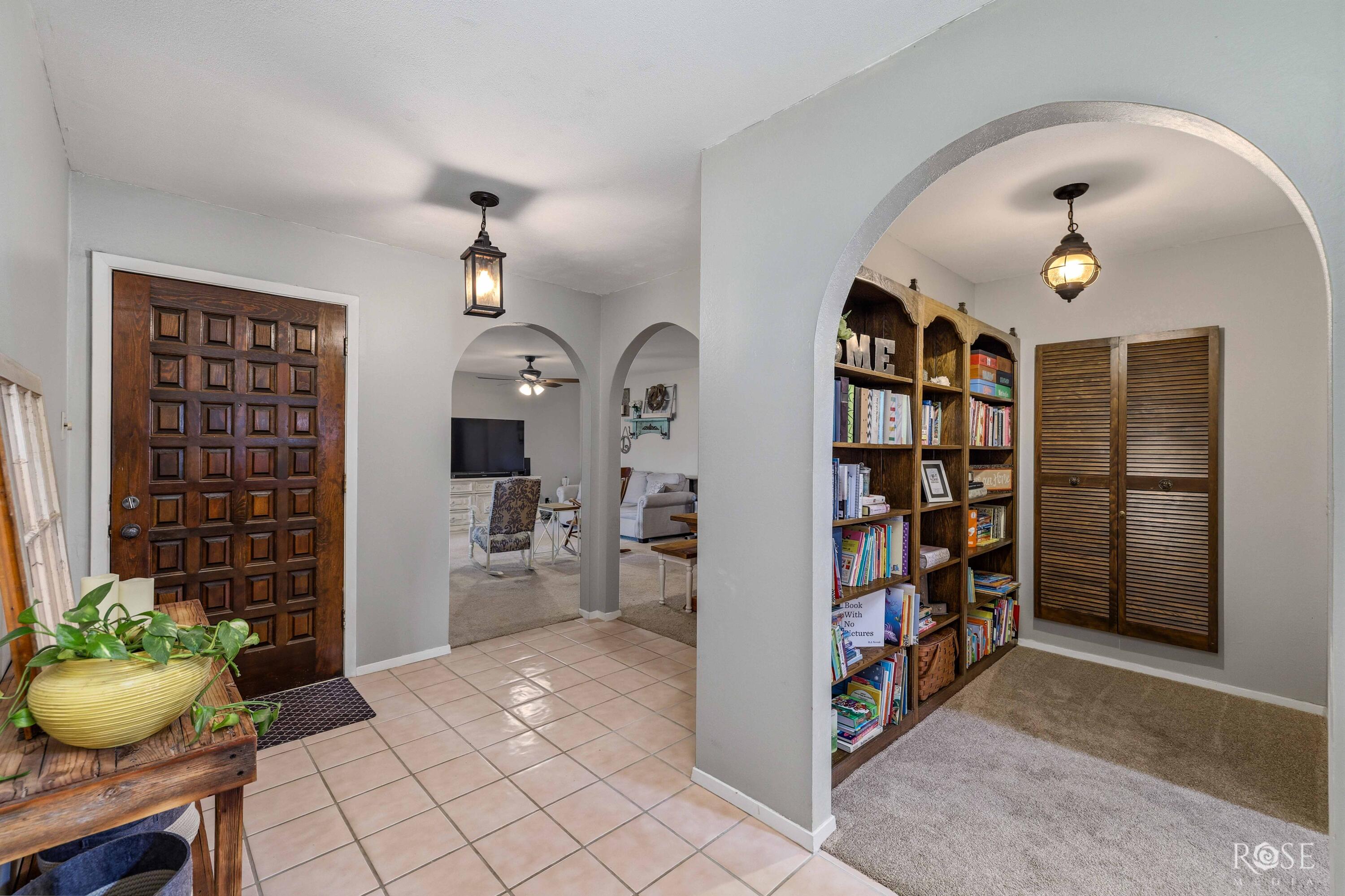 2914 Briargrove Lane Property Photo 8