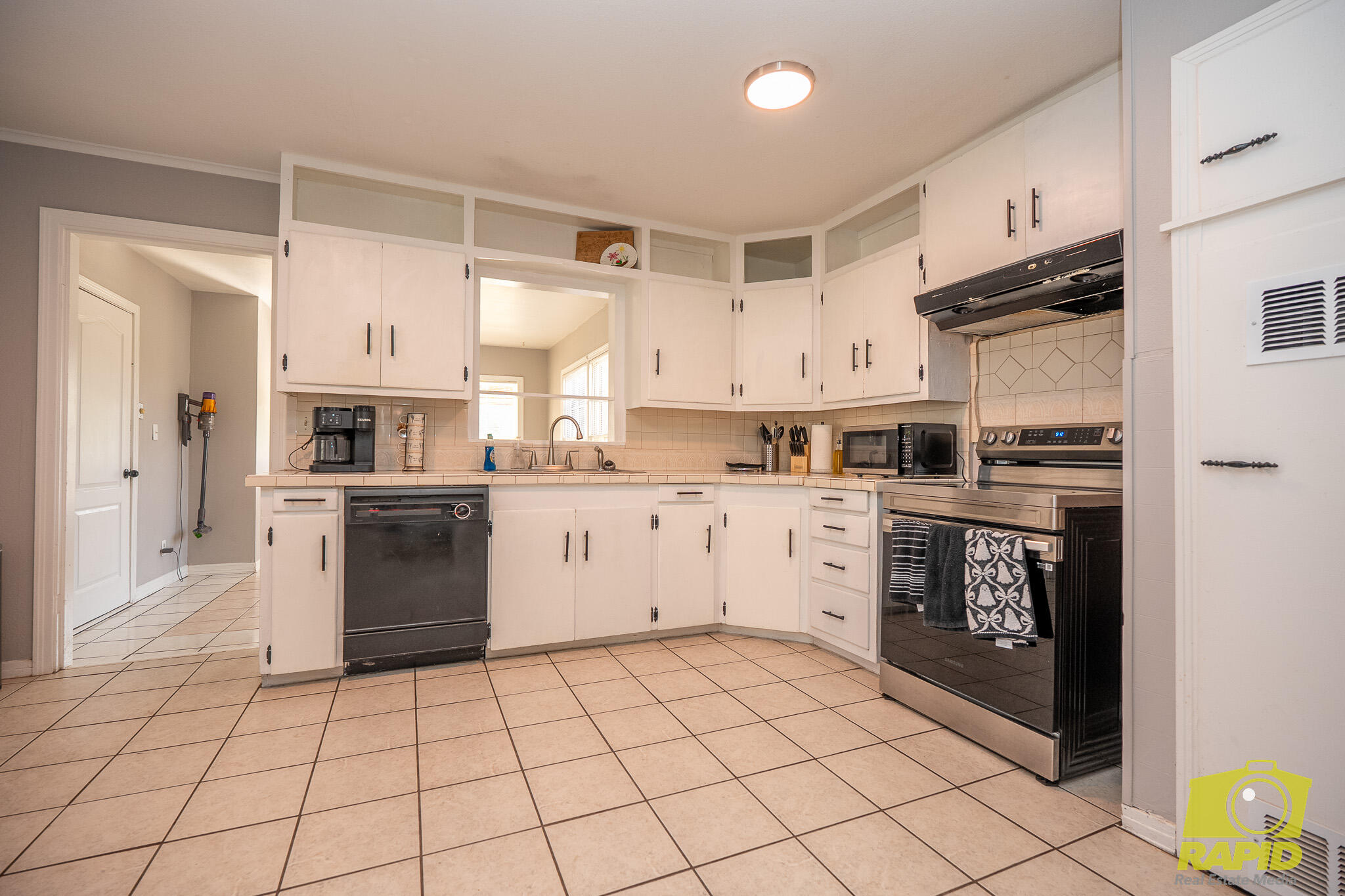 210 Lipan Drive Property Photo 13