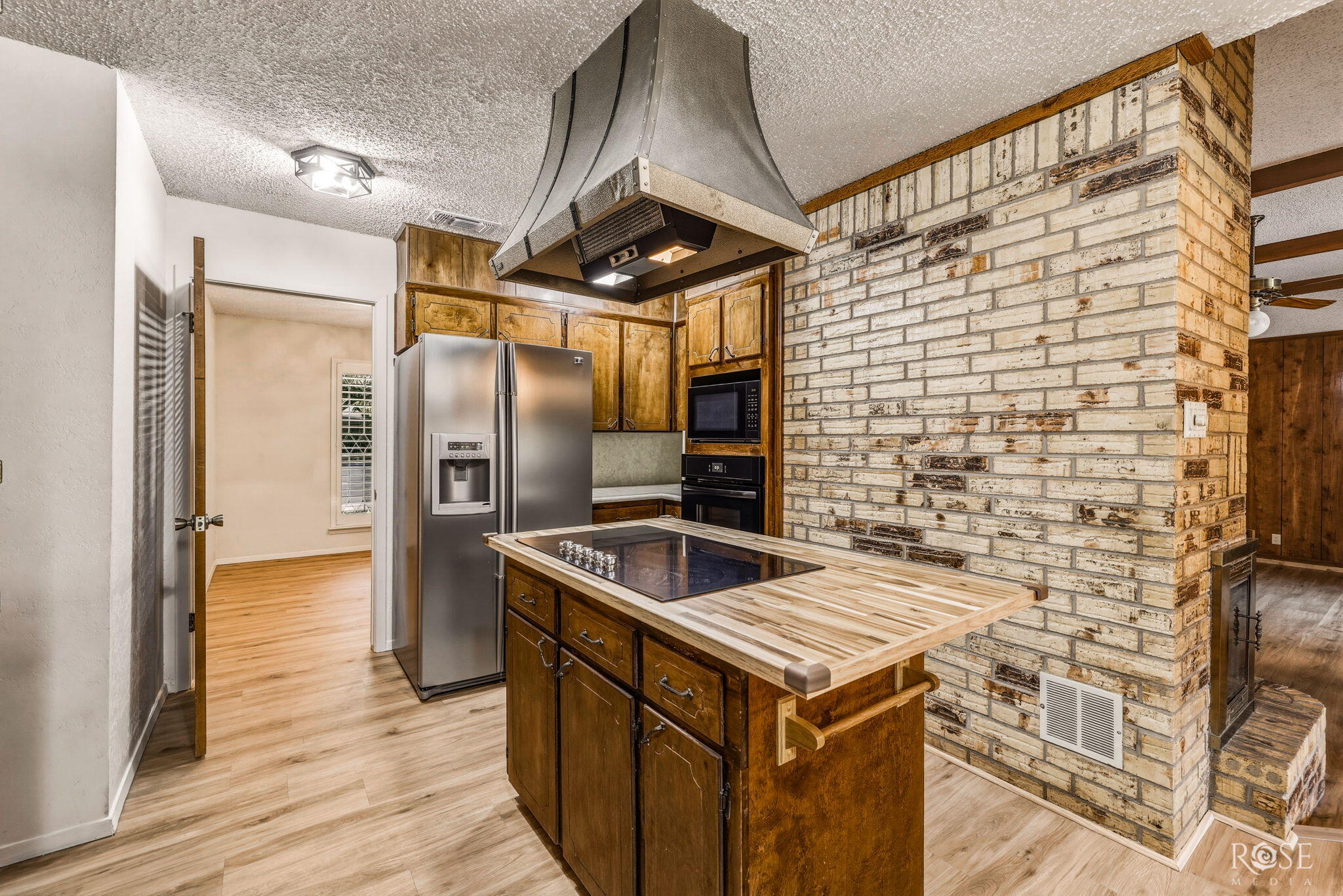 5356 Fairway Circle Property Photo 6