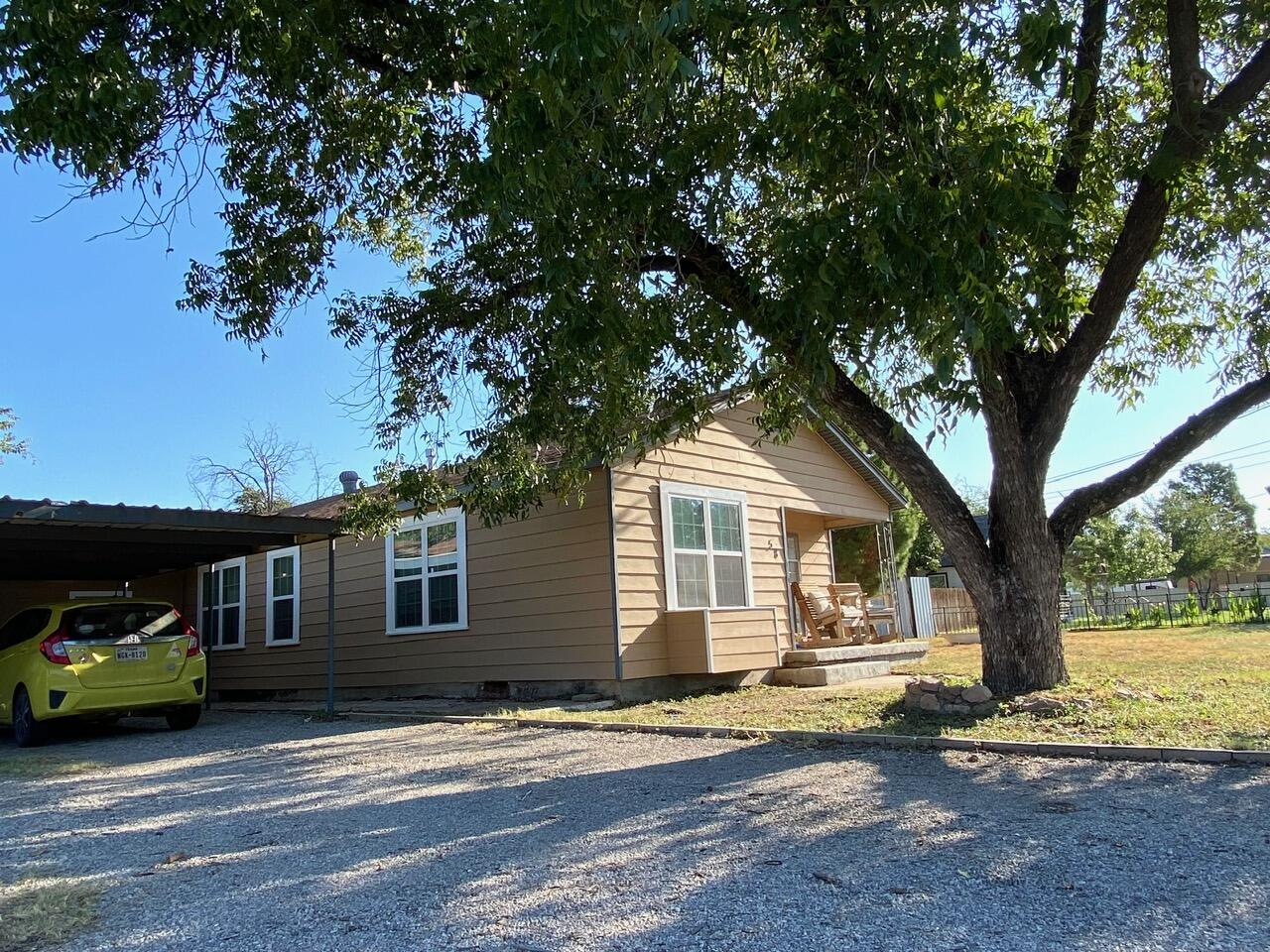 58 E 37th Street Property Photo 1