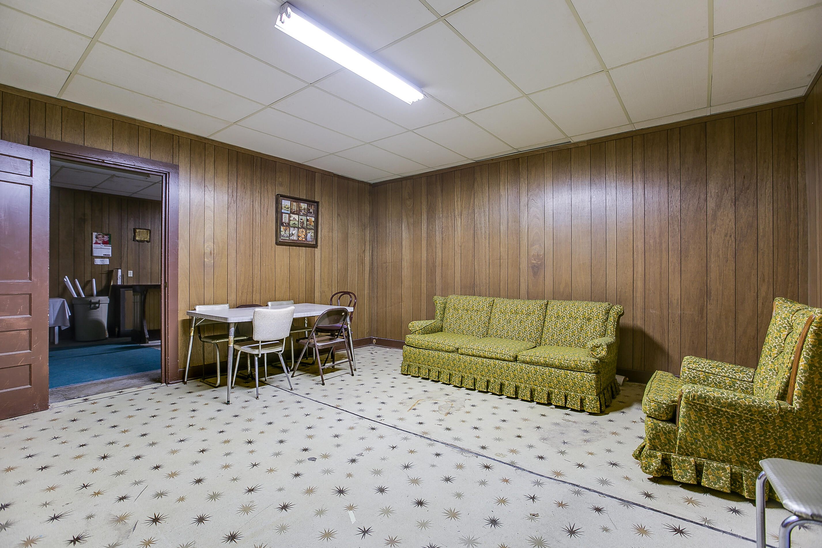 108 N Robinson Street Property Photo 7