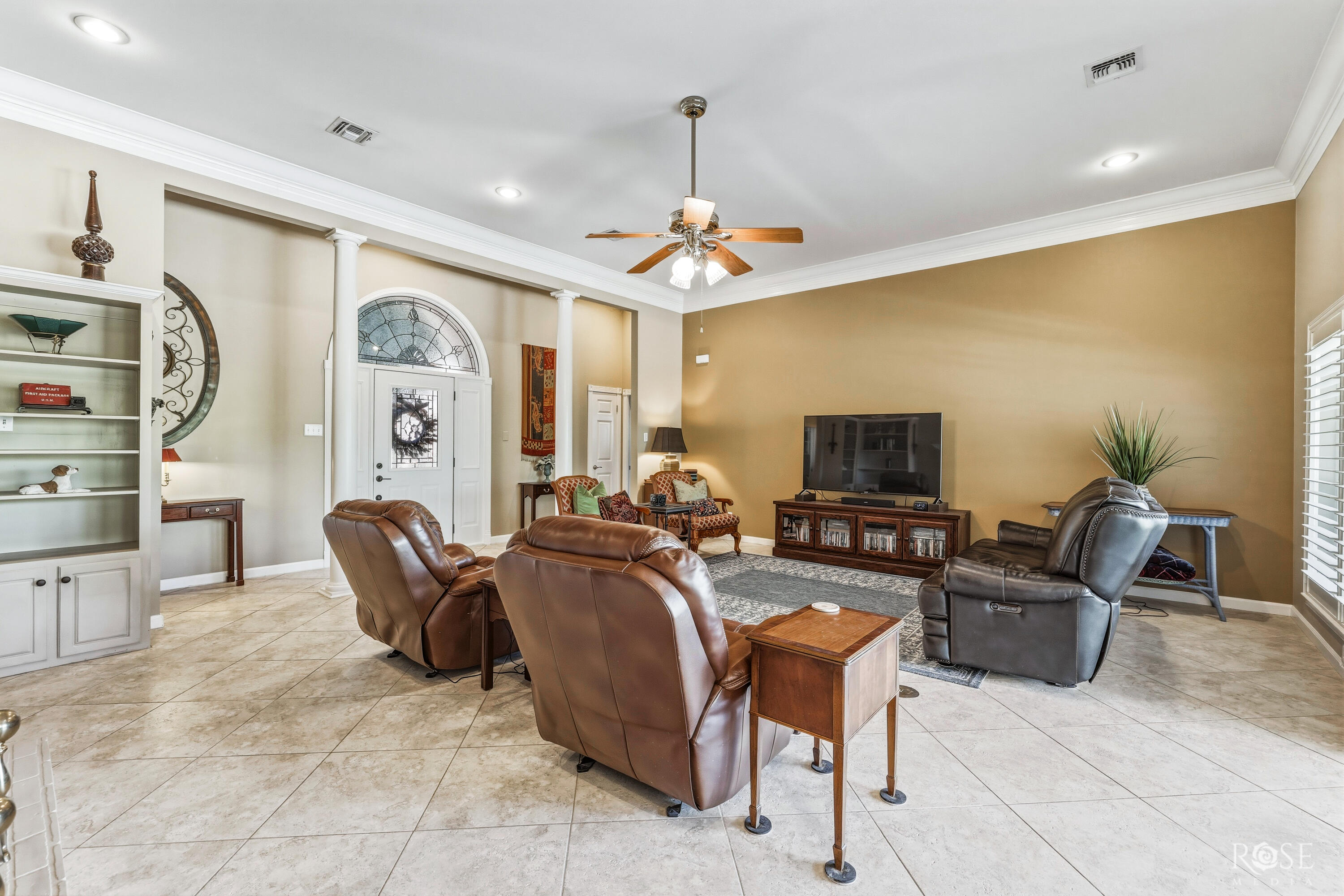 1354 Gleneagles Drive Property Photo 10