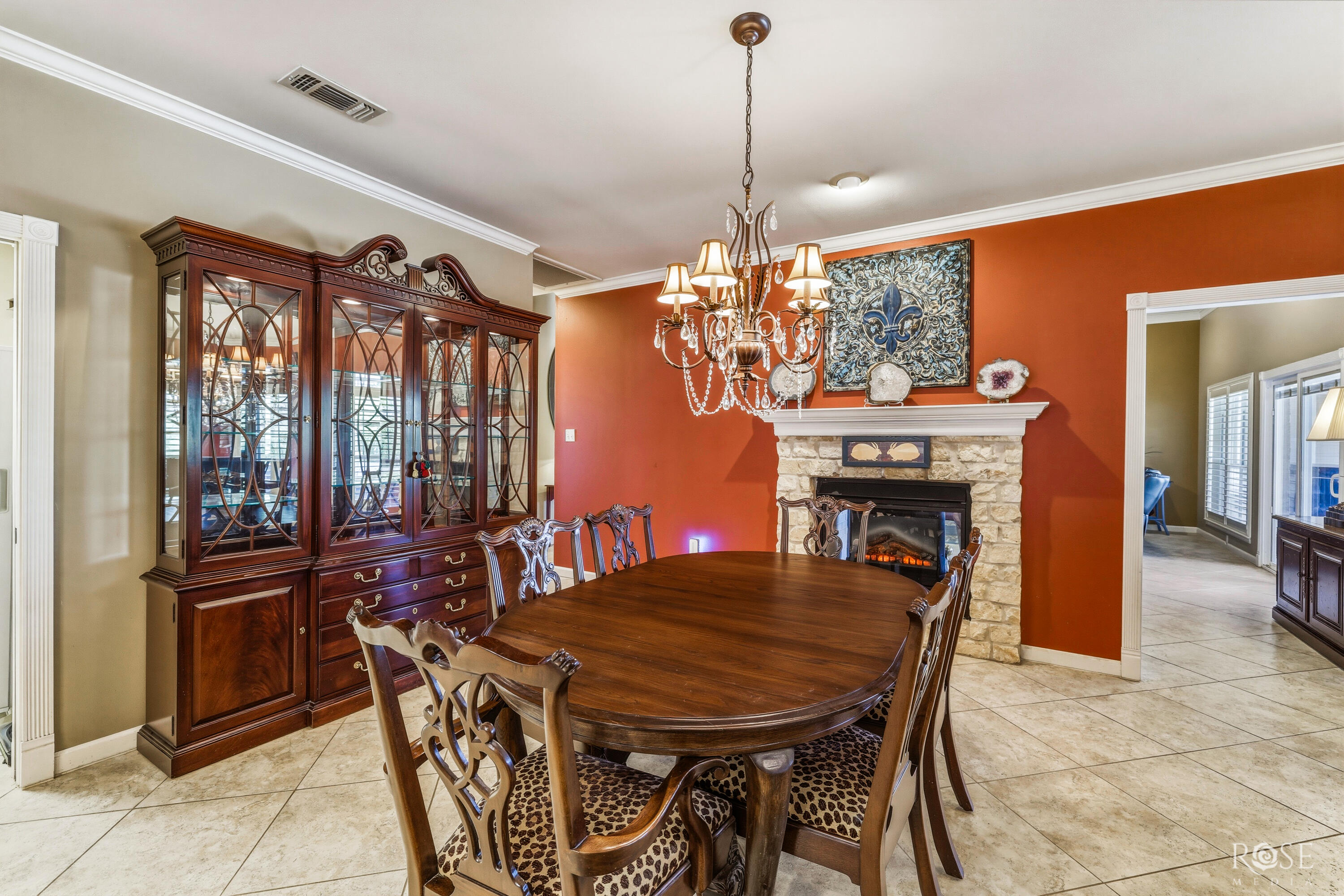 1354 Gleneagles Drive Property Photo 15
