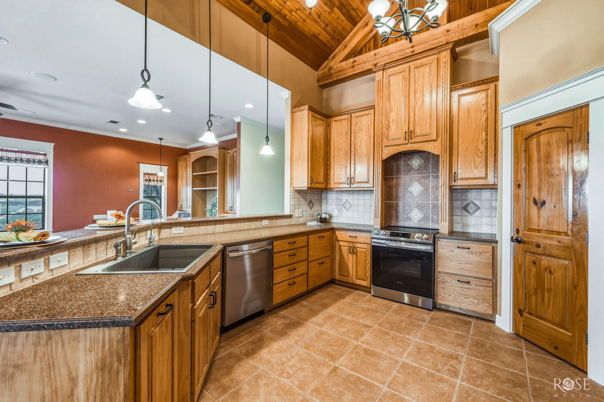 3765 Encino Drive Property Photo 18