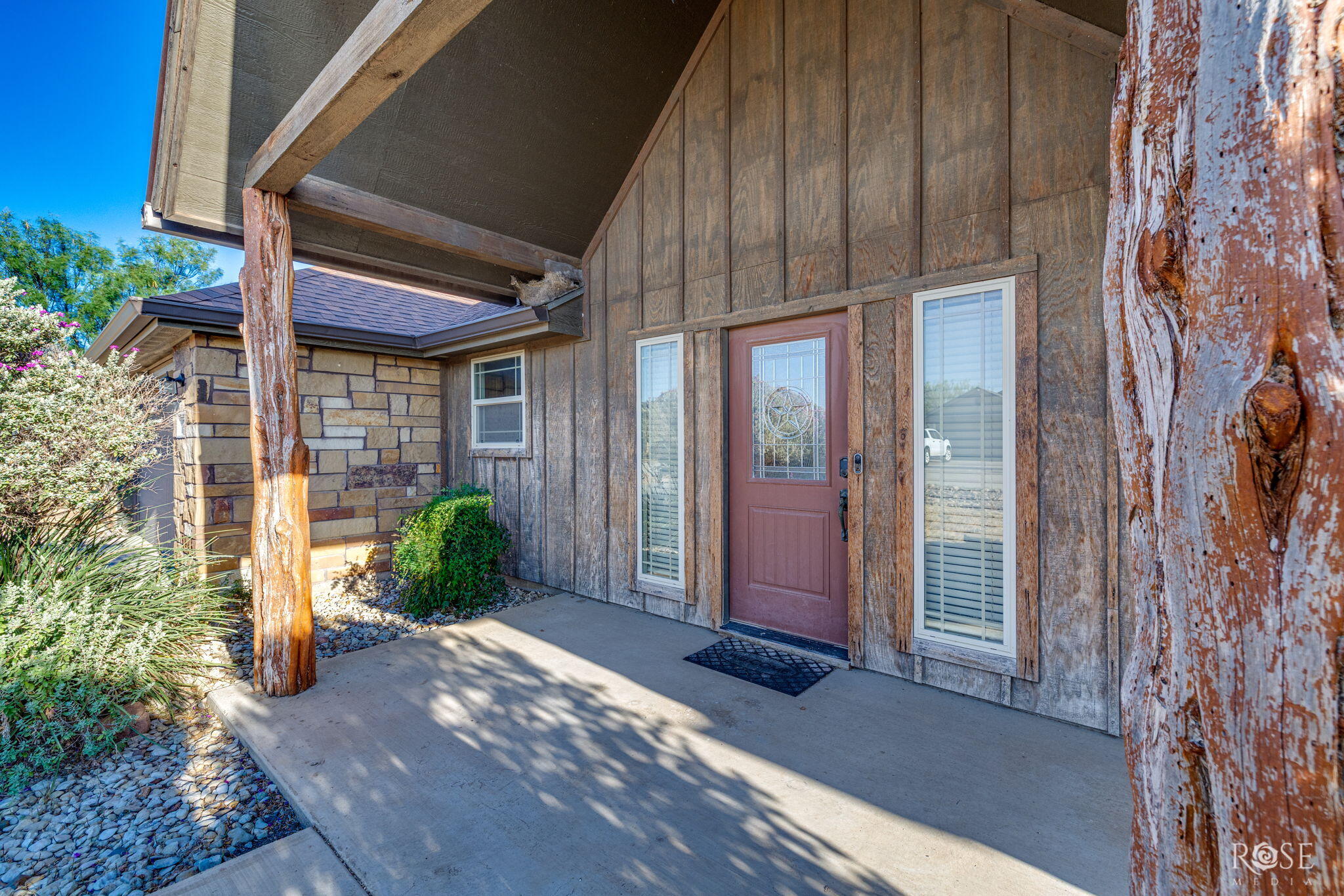 7820 Elk Run Property Photo 7