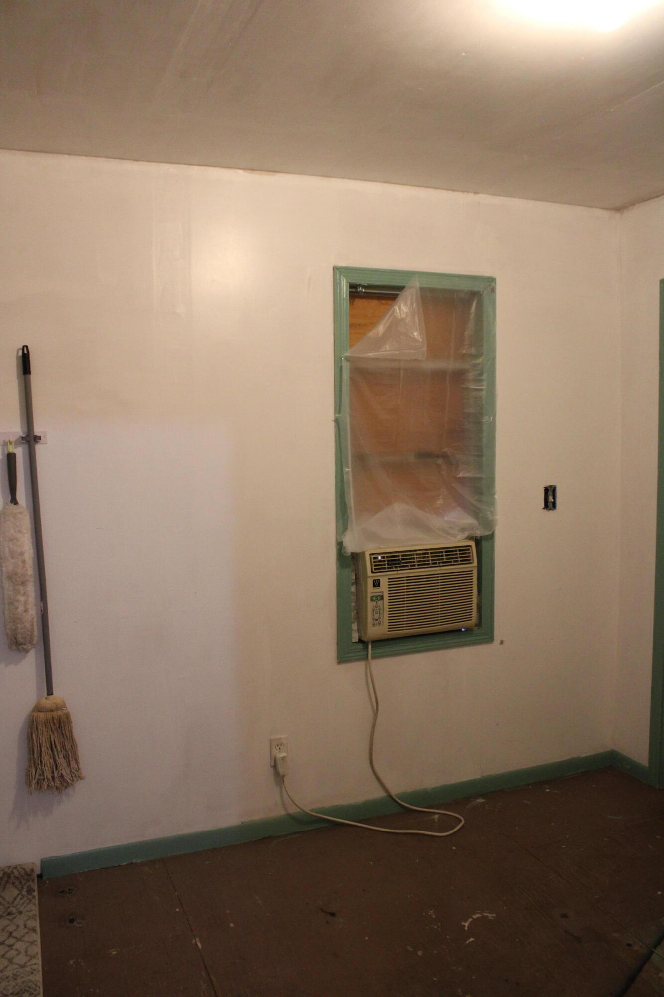 1102 N 12th Street Property Photo 11