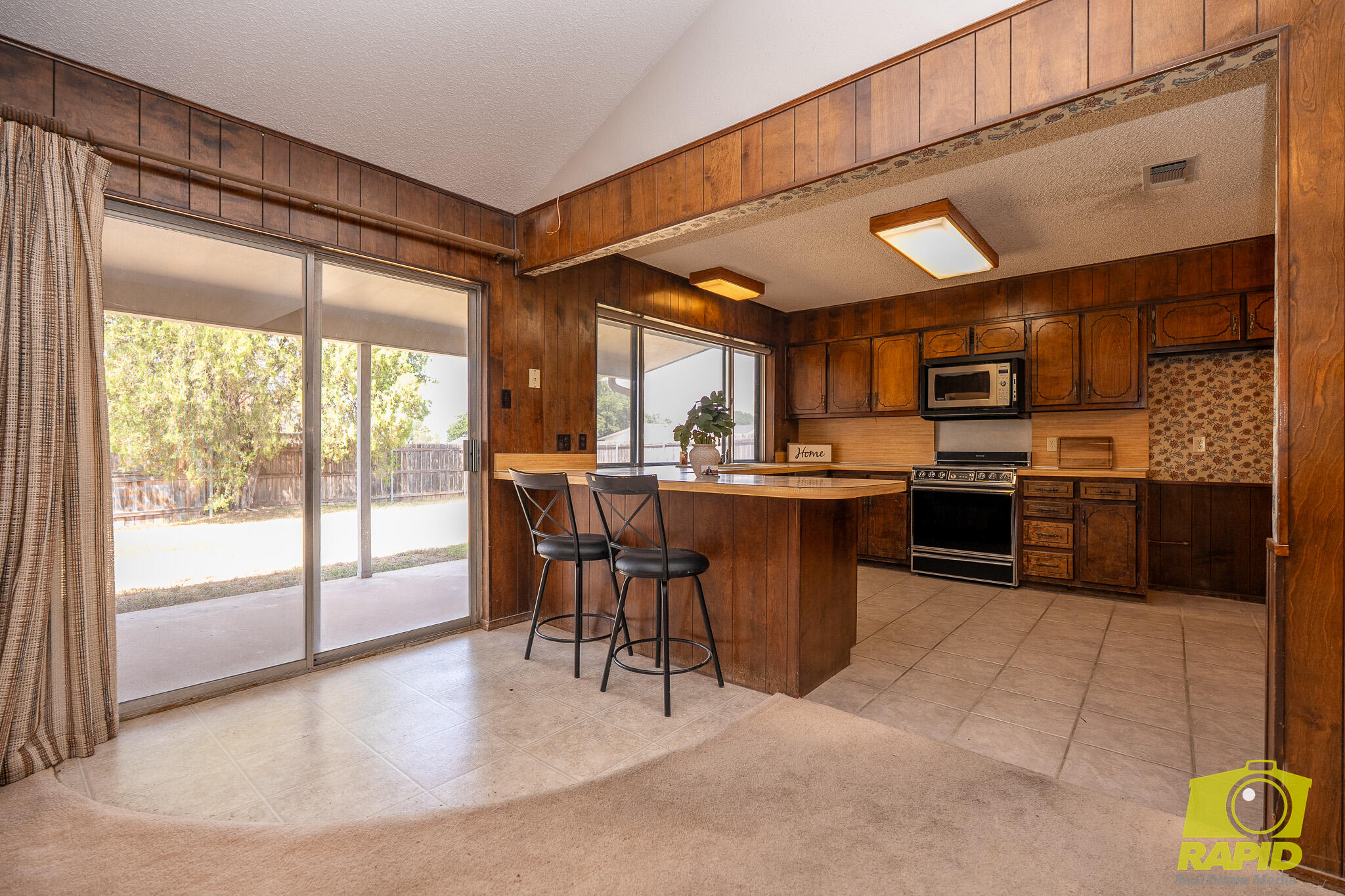 3002 Sierra Drive Property Photo 11