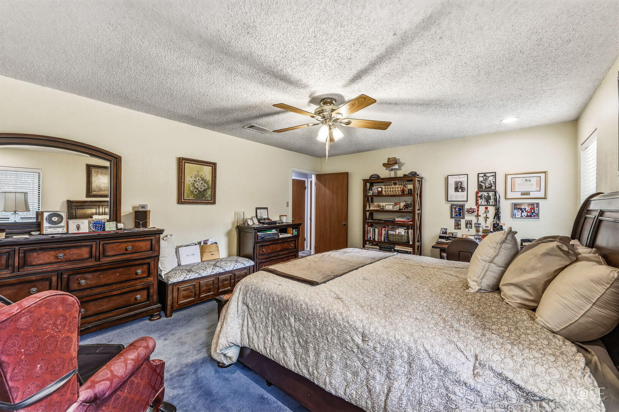 3837 Parkwood Drive Property Photo 16