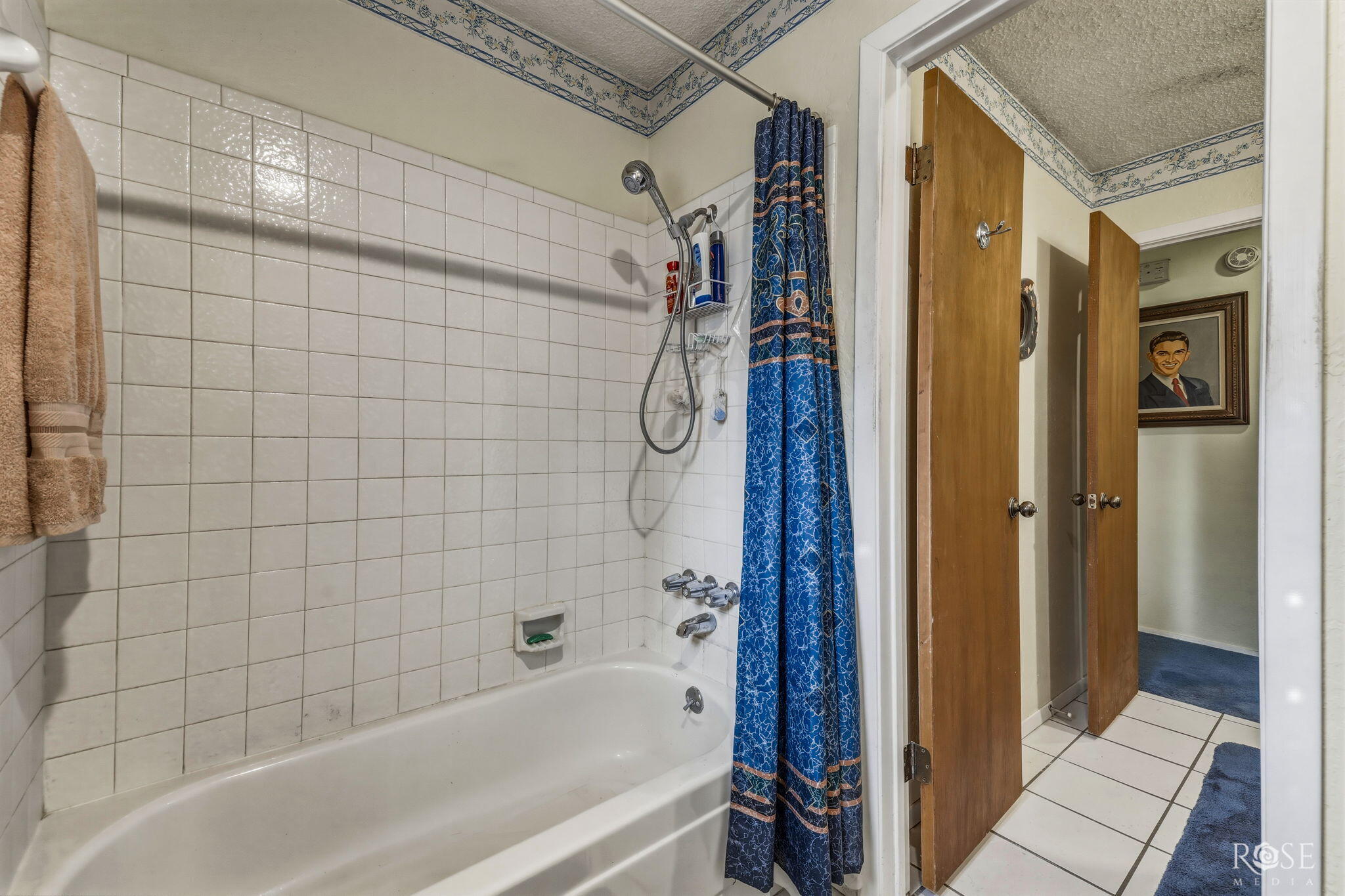 3837 Parkwood Drive Property Photo 21