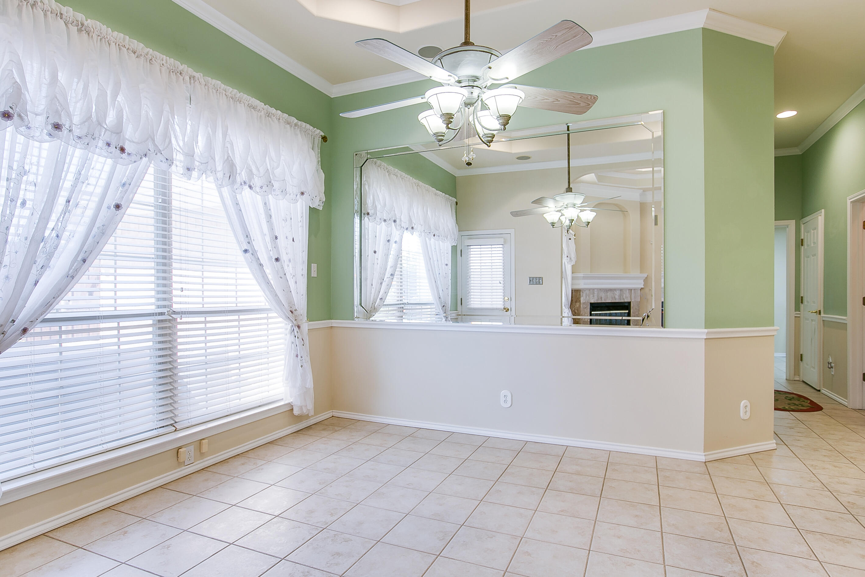 3529 Silver Spur Drive Property Photo 4