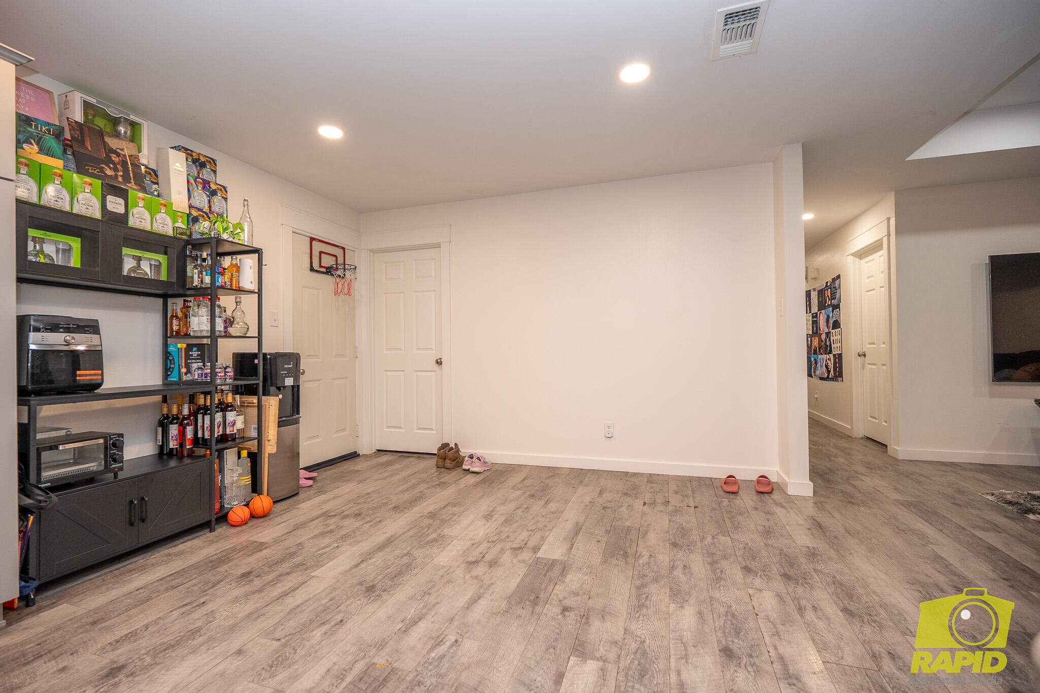 2707 N Magdalen Street Property Photo 13