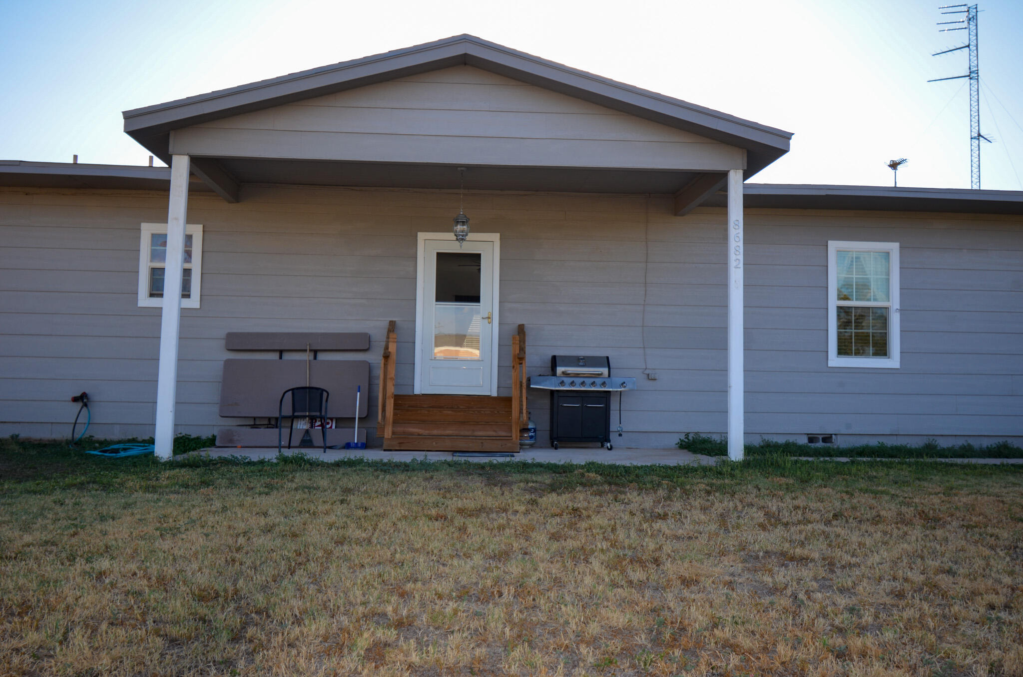 8682 Petunia Avenue Property Photo 3