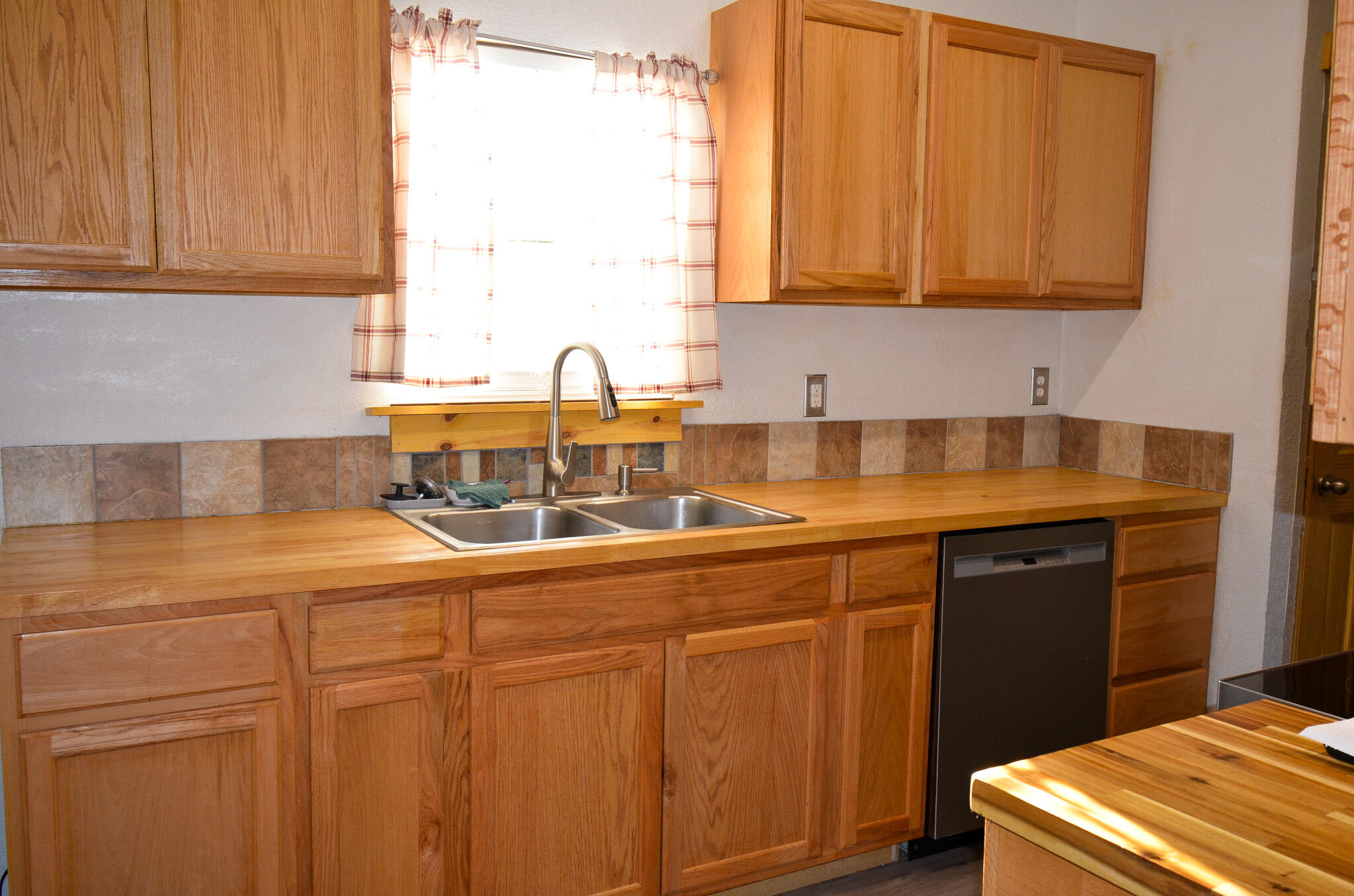 8682 Petunia Avenue Property Photo 23