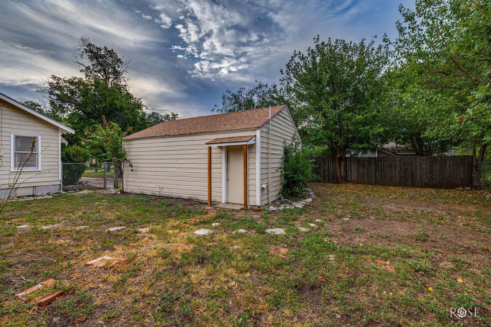 311 S Jackson Street Property Photo 22