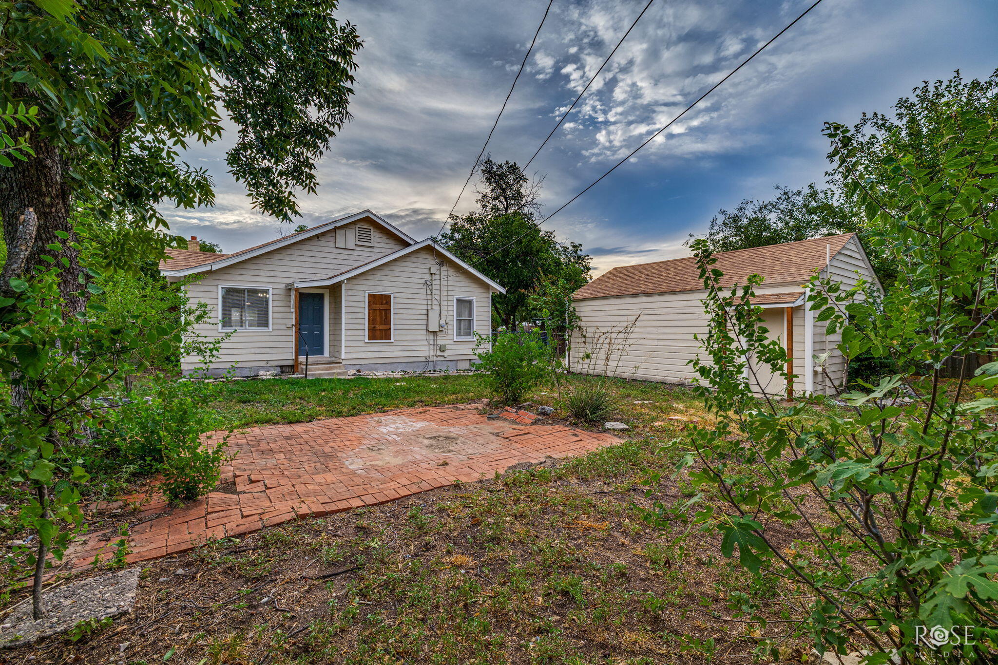 311 S Jackson Street Property Photo 24