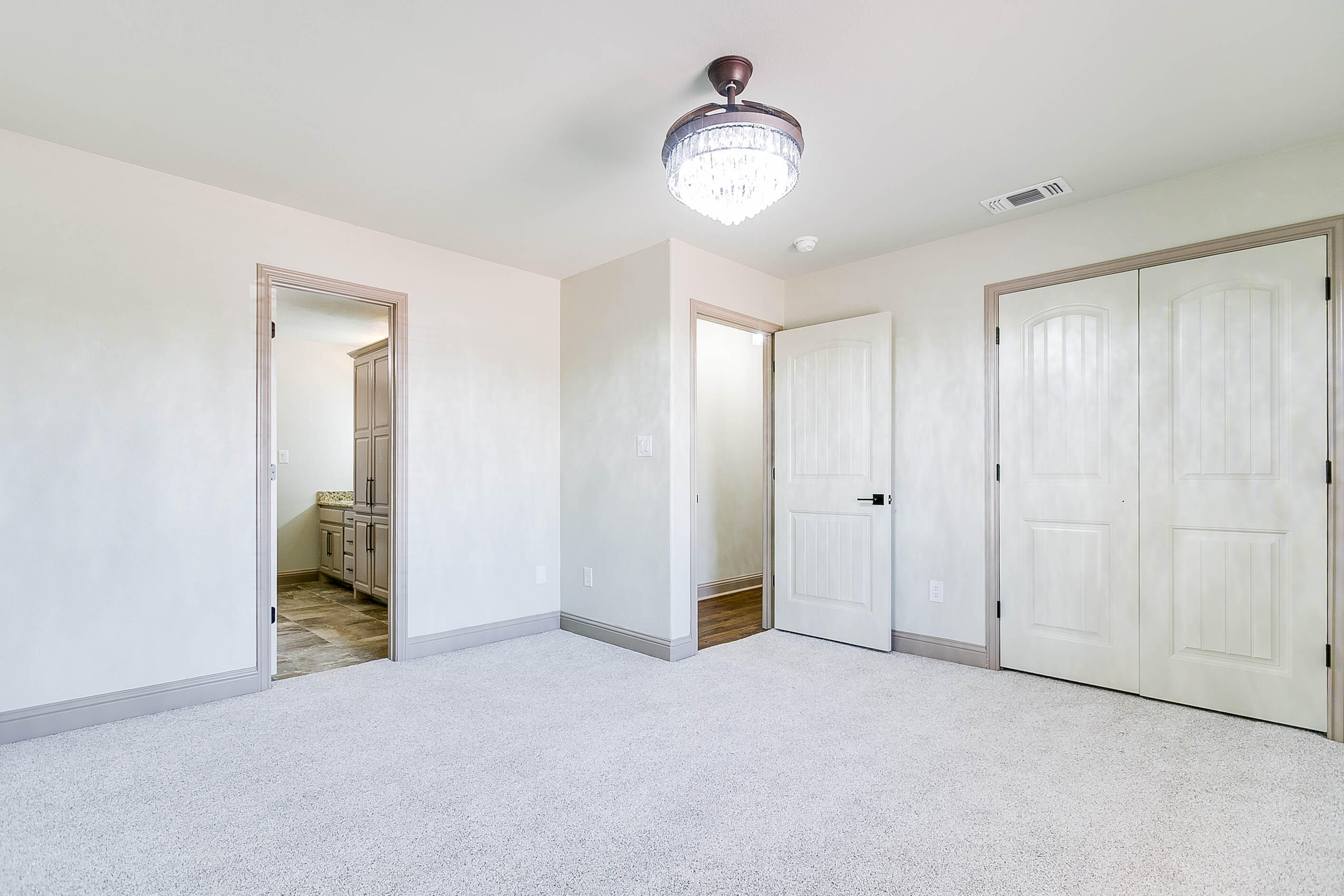 1706 Pine Valley Street Property Photo 21